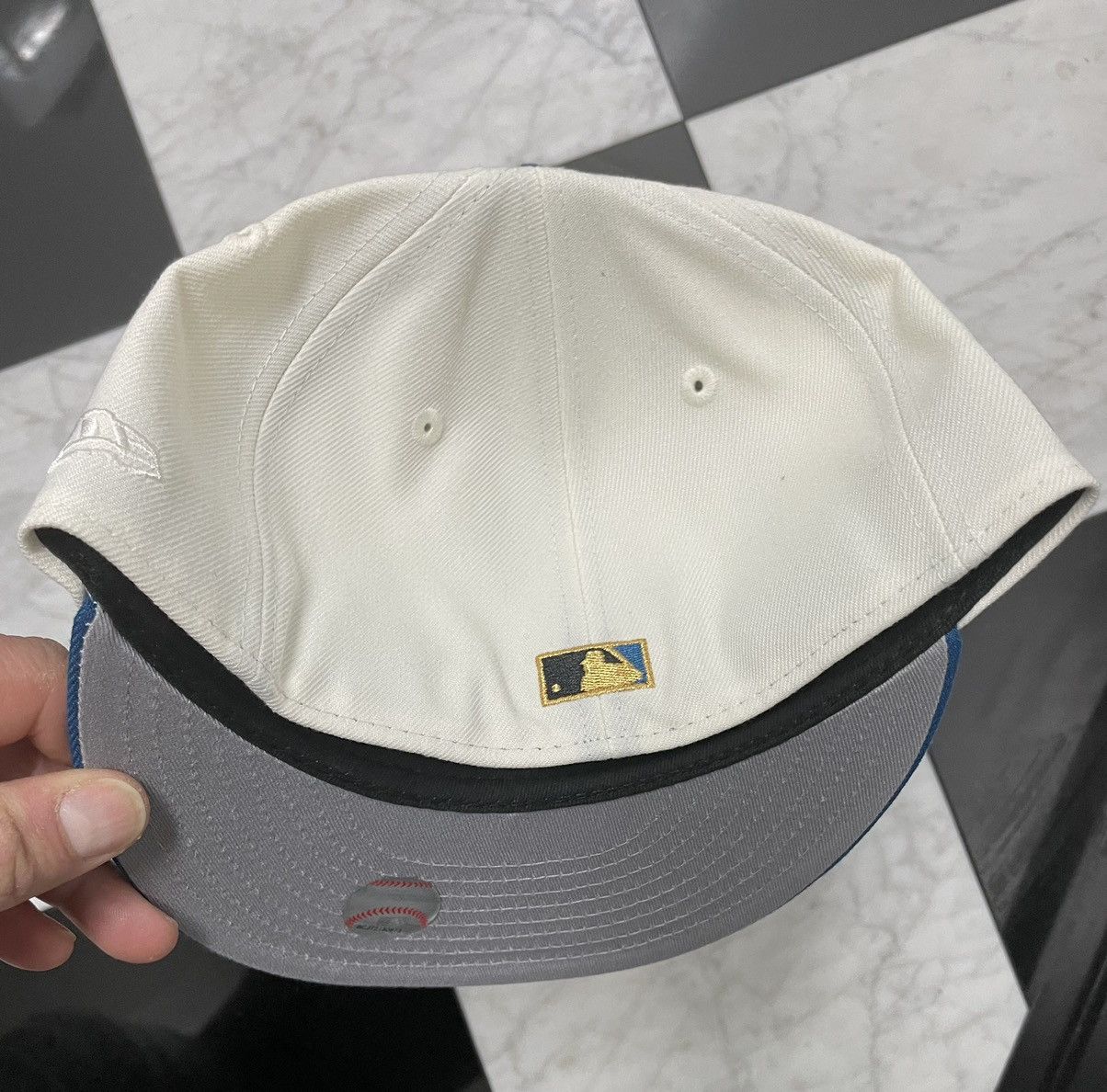 New Era Exclusive Dodgers fitted size 7 other sized Avl Size ONE SIZE - 2 Thumbnail
