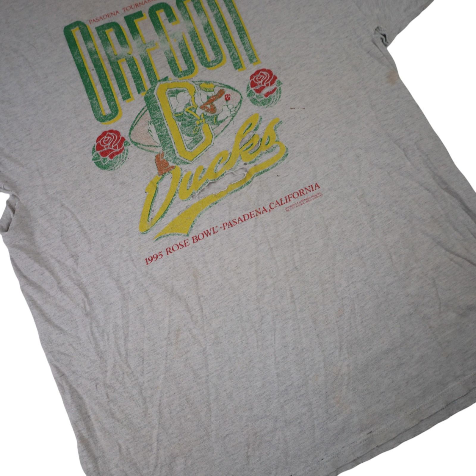 Vintage VTG Distressed UO 1995 Rose Bowl Graphic T Shirt Size US XL / EU 56 / 4 - 3 Thumbnail