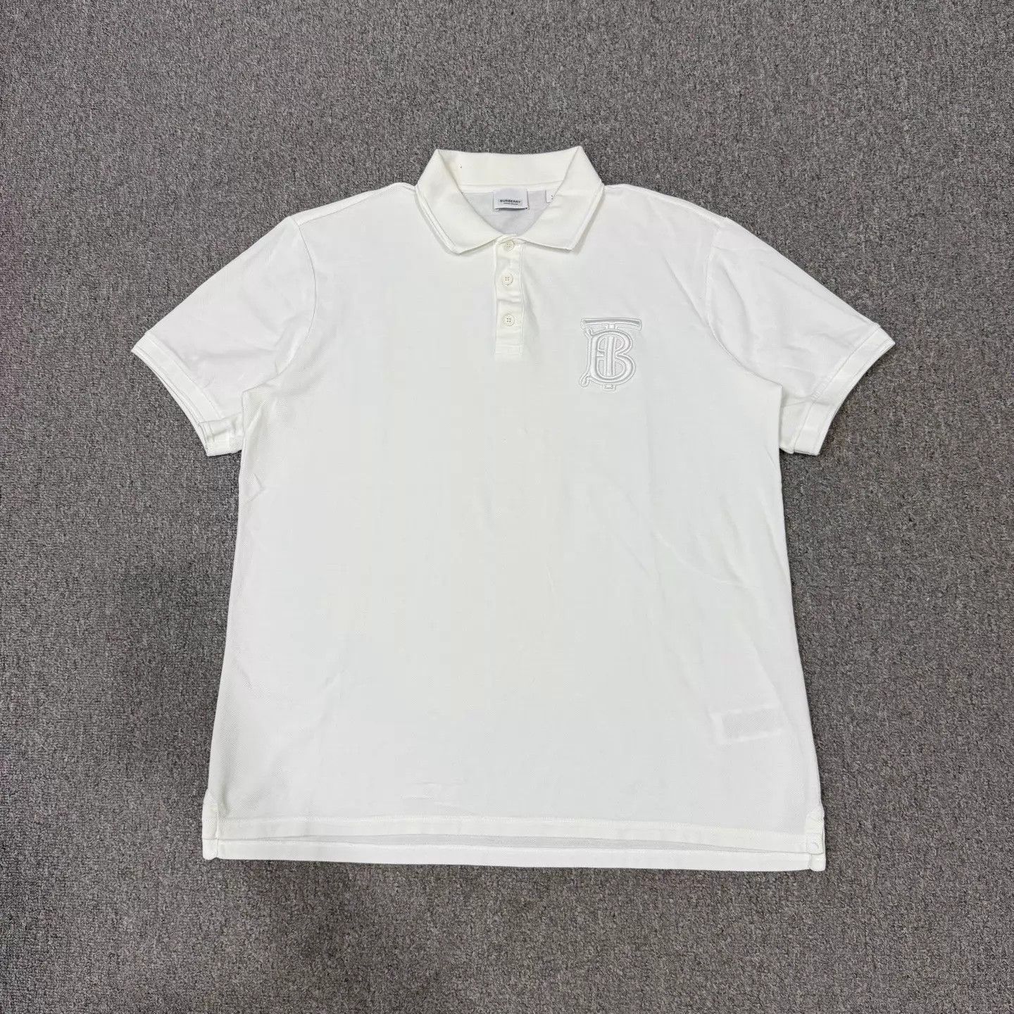Burberry Burberry White Embroidered TBLogo SS Polo L 99 New Size US L / EU 52-54 / 3 - 1 Thumbnail
