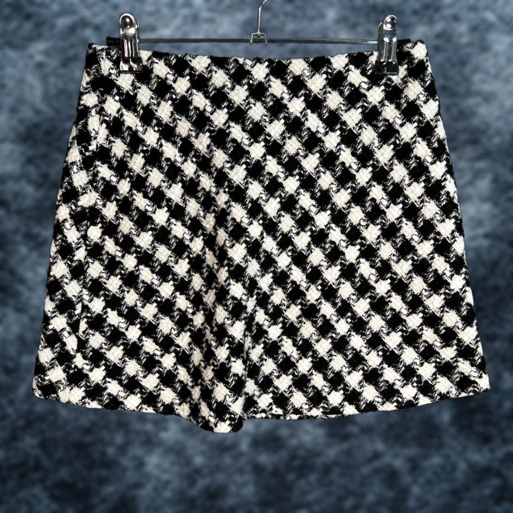 Zara Zara Skirt Womens Small Black & White Houndstooth Tweed Mini Short Casual Summer Spring Size 28" / US 6 / IT 42 - 1 Thumbnail