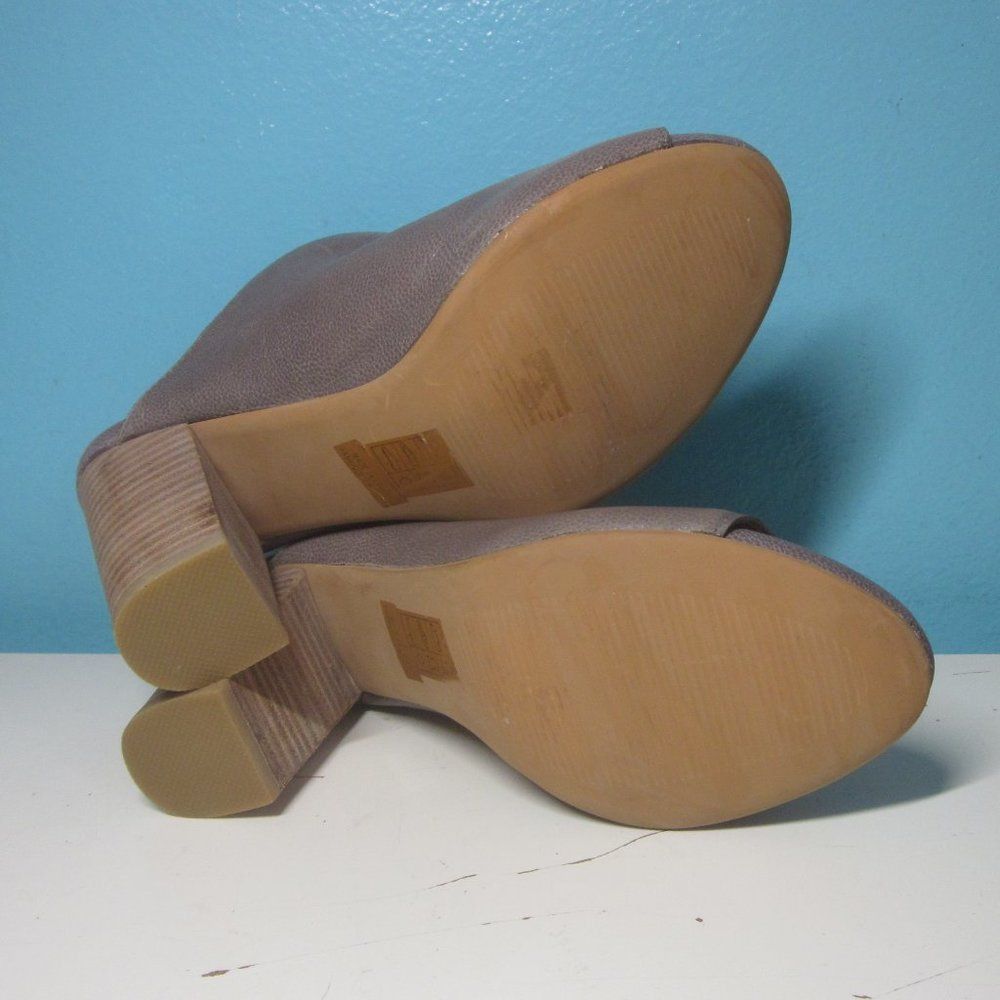 Jeffrey Campbell Vintage by Jeffery Campbell Leather Slides Size 7 Size US 7 / IT 37 - 11 Thumbnail