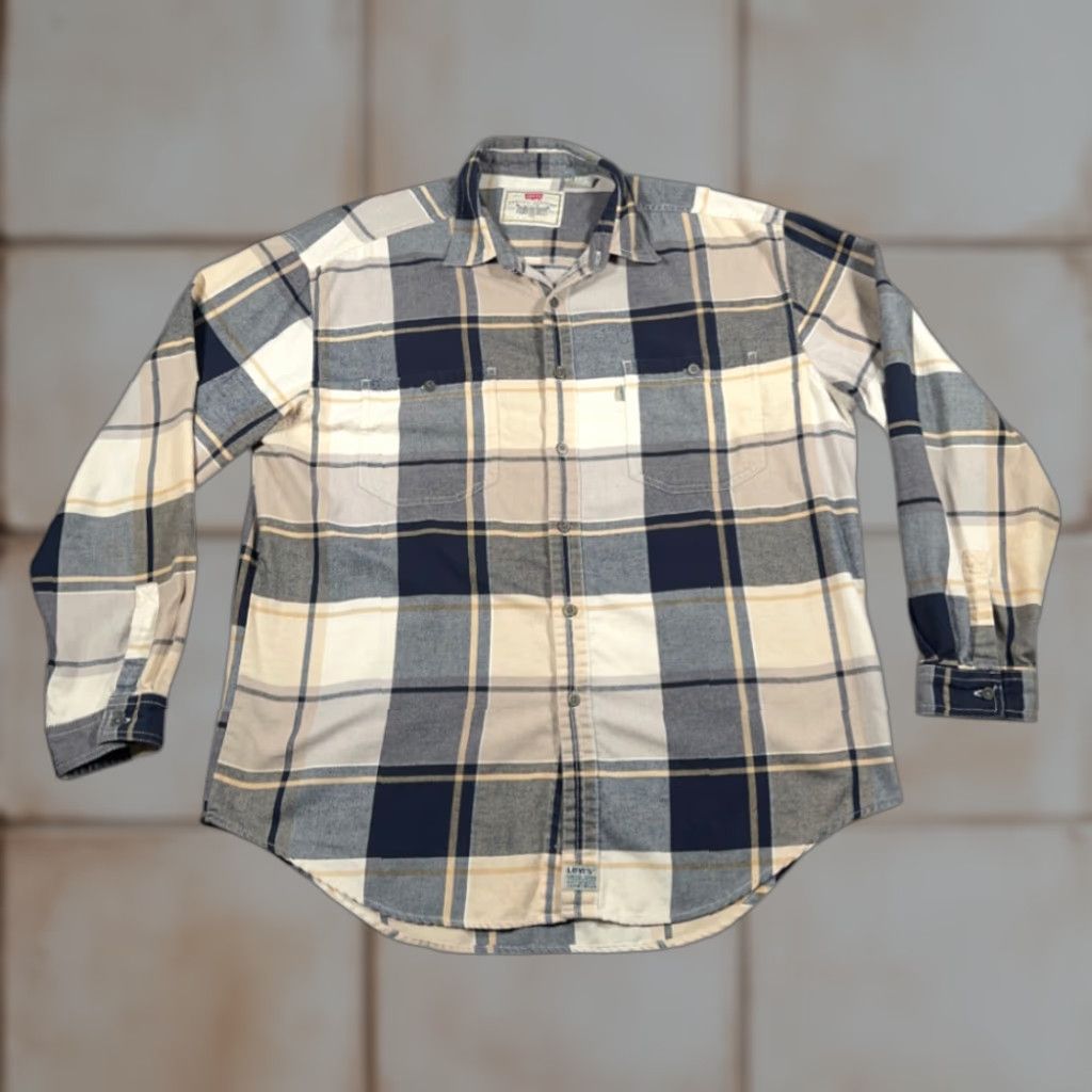 Levi's VINTAGE Levi's Shirt Adult XL Brown Plaid Flannel 90s Workwear Grunge Western 100% Cotton Button-Up Long Sleeve Chest Pockets Men's XL Size US XL / EU 56 / 4 - 1 Thumbnail