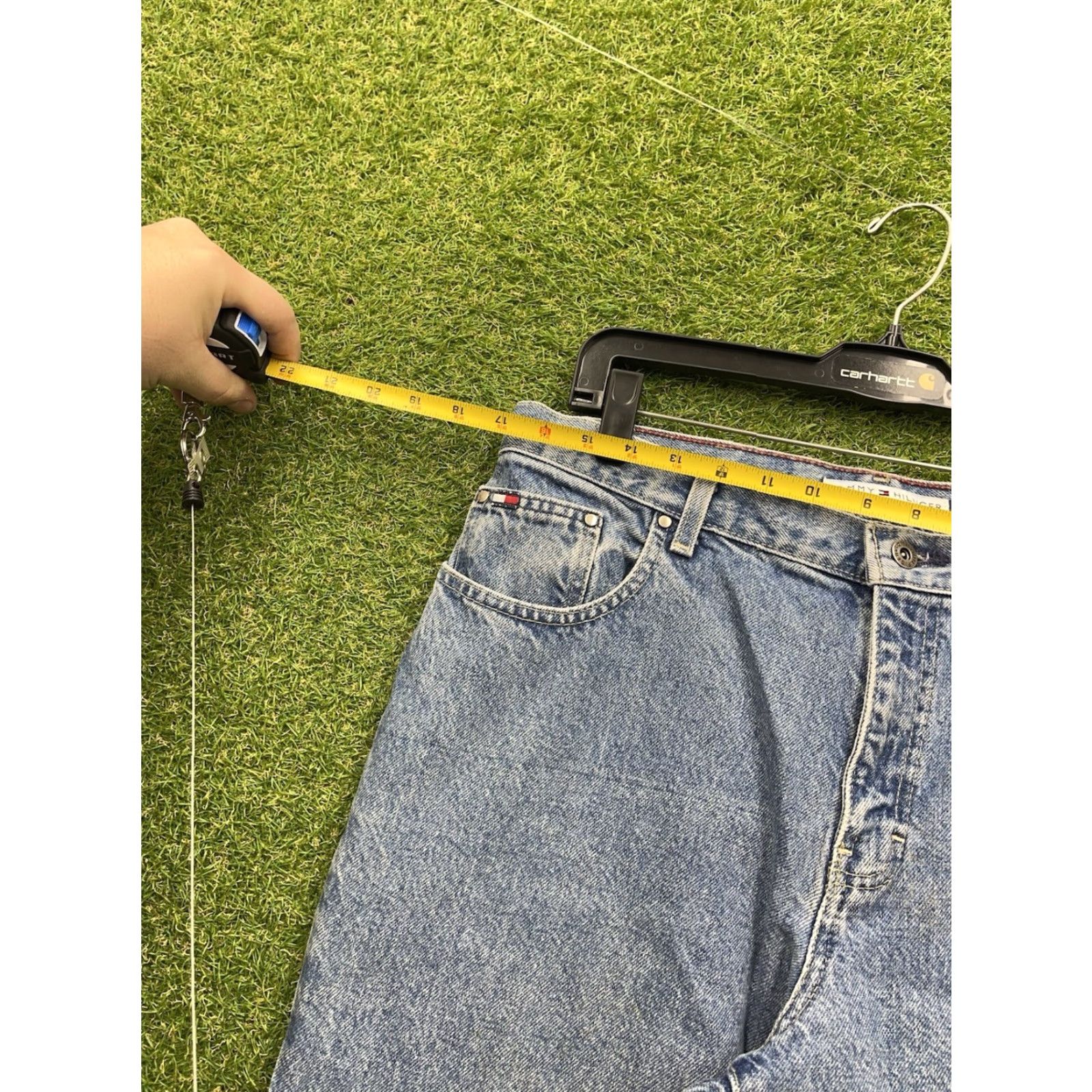 Tommy Hilfiger Tommy Hilfiger Jeans Womens 12 Blue Denim Straight Leg 5-Pocket Regular Inseam 28 in Cotton Denim City College Outdoor Vintage: No Size 34" / US 12 / IT 48 - 6 Thumbnail