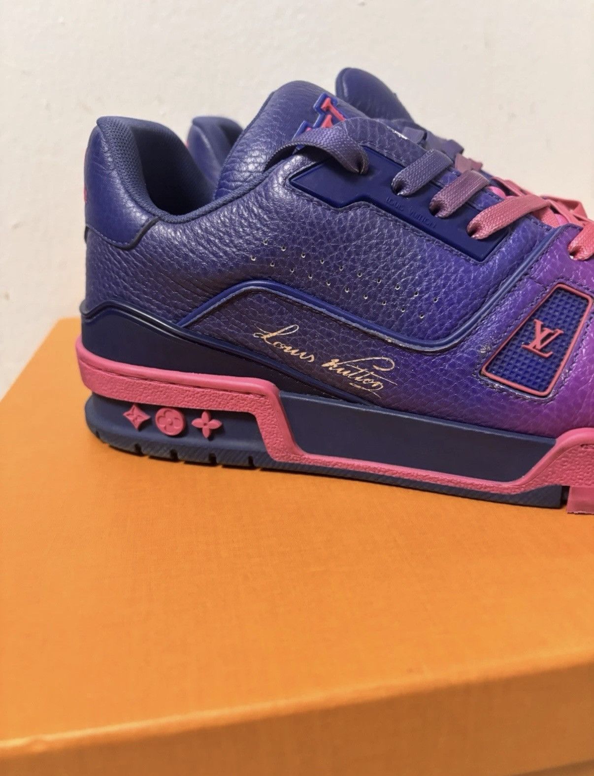 Louis Vuitton Louis Vuitton Purple Pink Monogram Trainers Size 6LV/8US Size US 8 / EU 41 - 5 Thumbnail