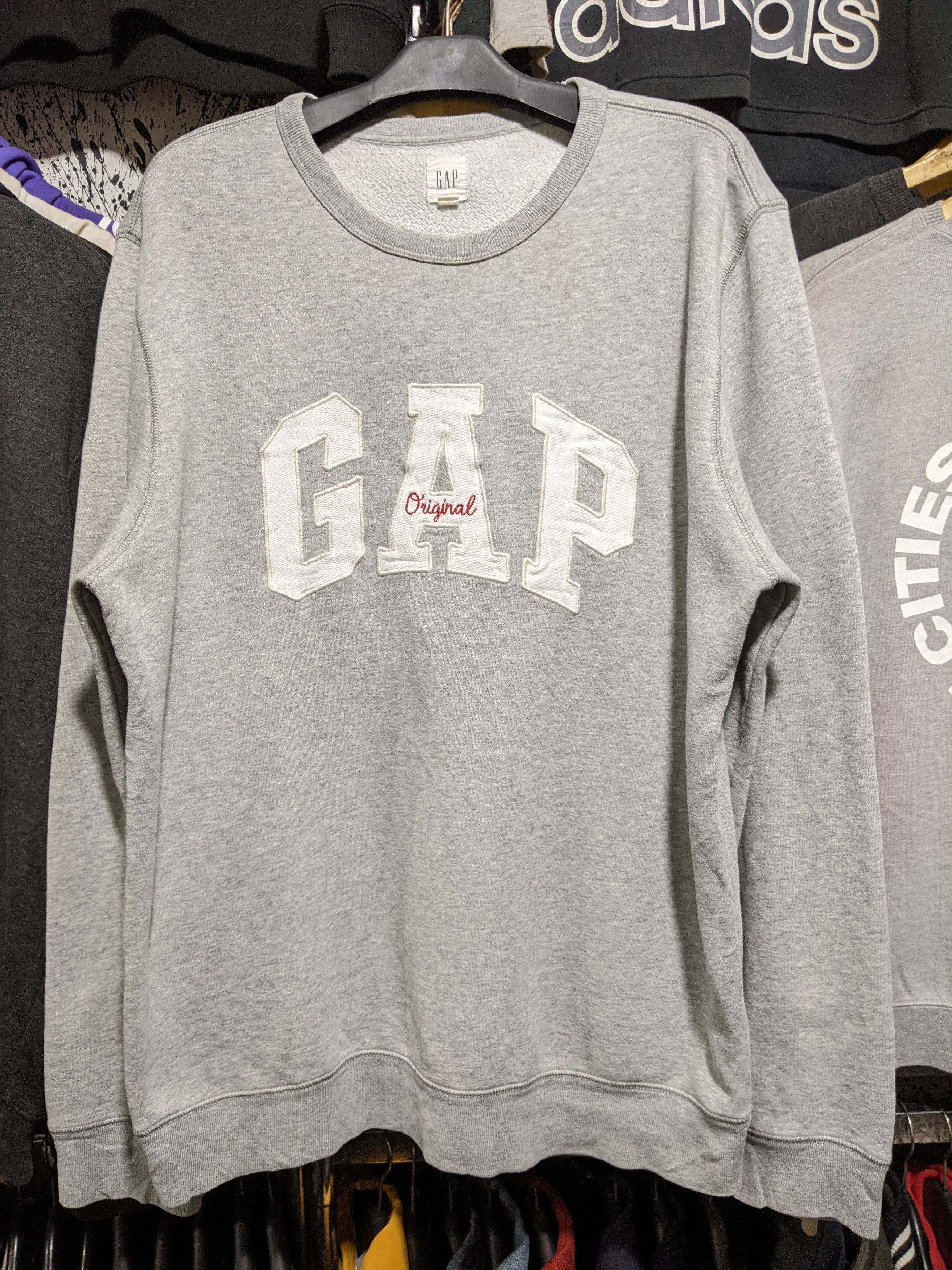 Gap Gap Classic Logo Crewneck Sweatshirt Size US L / EU 52-54 / 3 - 1 Thumbnail