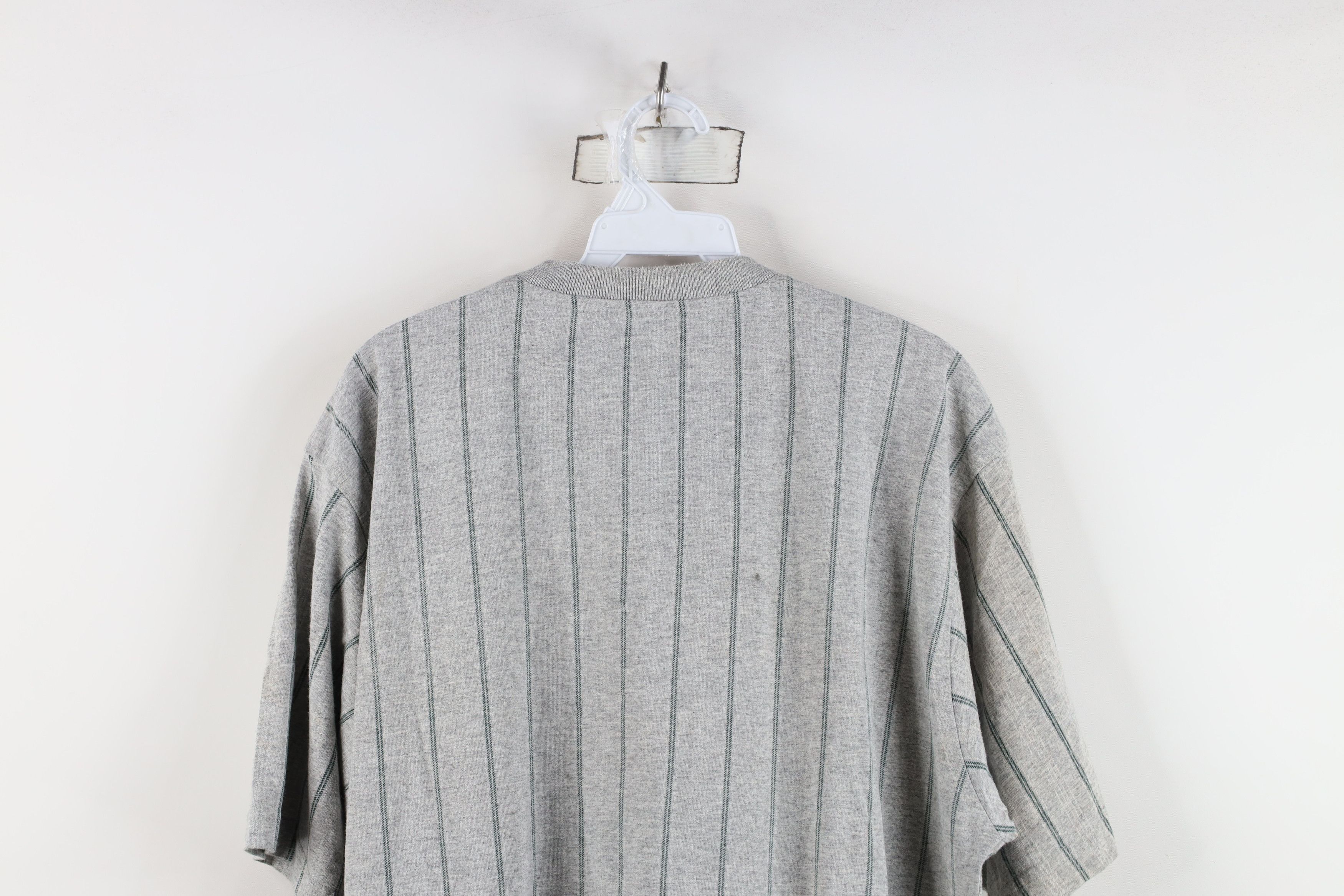 Vintage Vintage 90s Streetwear Short Sleeve Henley T-Shirt Gray Size US XL / EU 56 / 4 - 11 Thumbnail