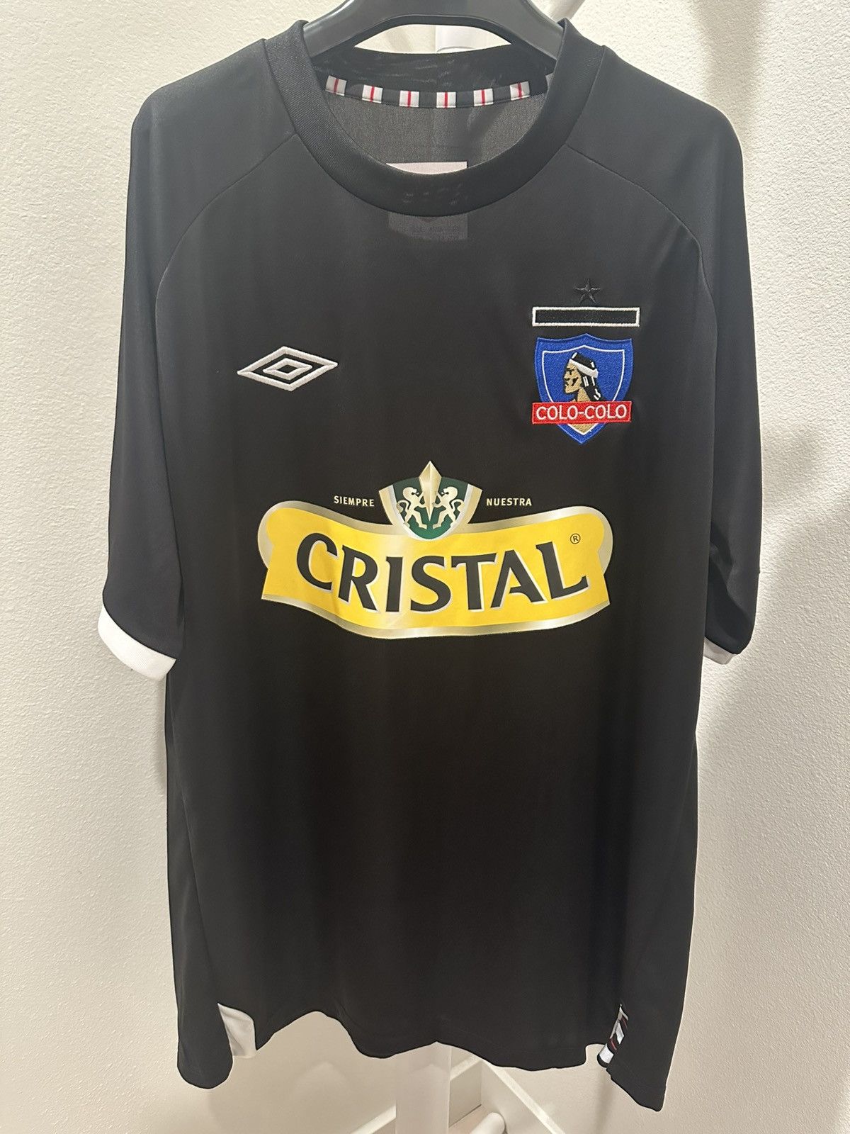 Umbro 2011 Colo-Colo Macnelly Torres Soccer Jersey Size US XL / EU 56 / 4 - 2 Thumbnail