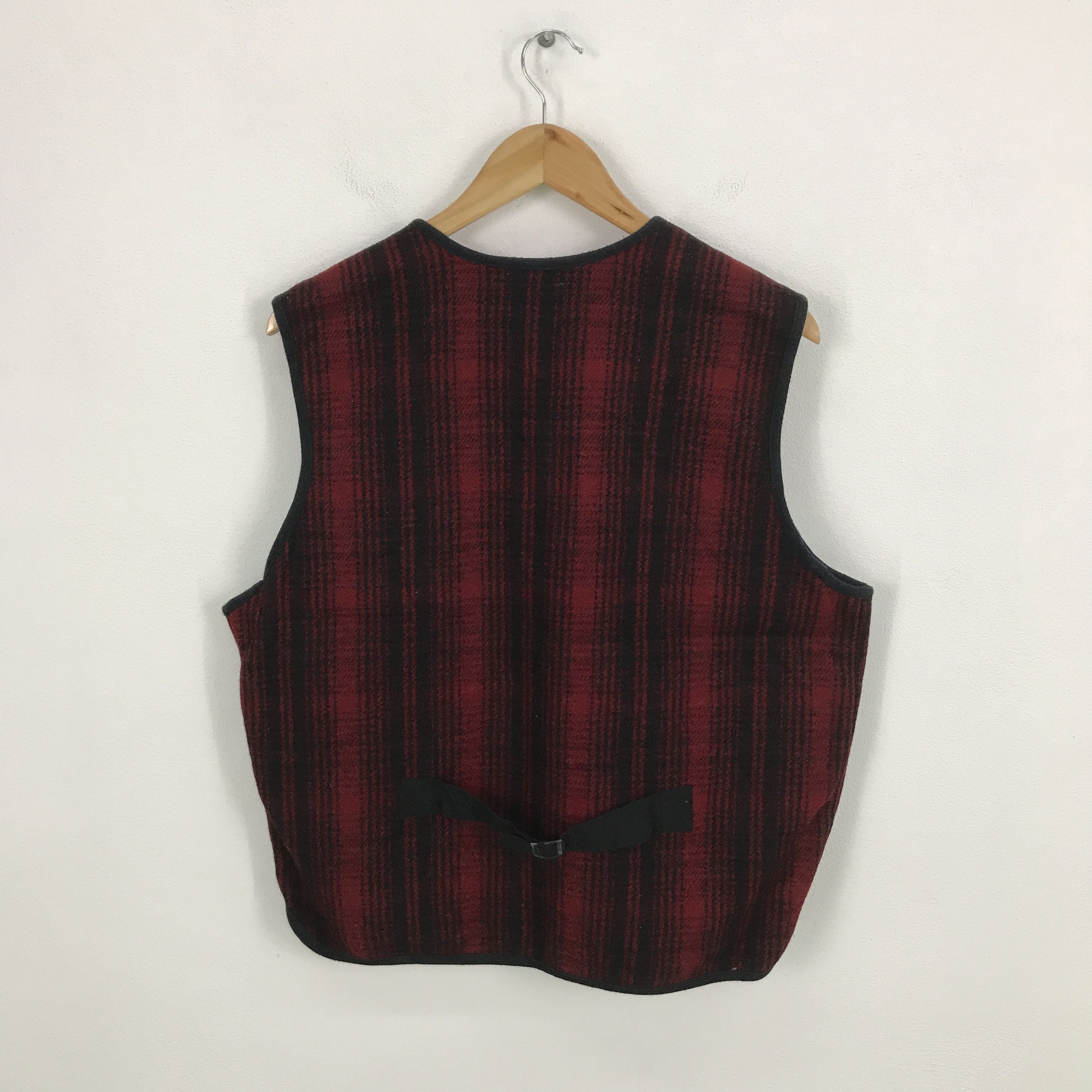 Woolrich Woolen Mills woolrich woolen mills wool zipper vests Size US L / EU 52-54 / 3 - 2 Thumbnail