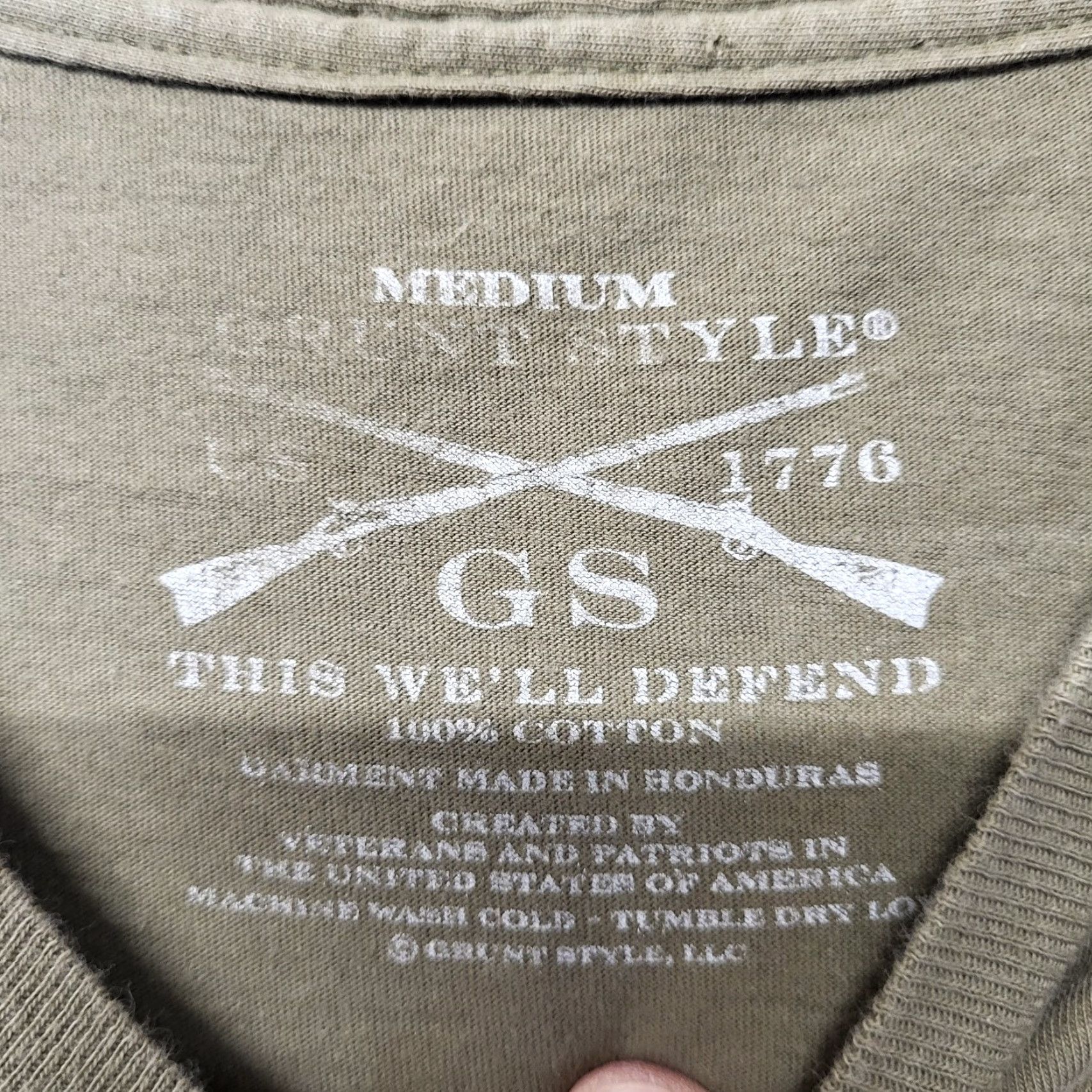 Vintage Grunt Style T-Shirt Mens Size M Military Khaki Basic This We'll Defend Shirt Size US M / EU 48-50 / 2 - 2 Thumbnail