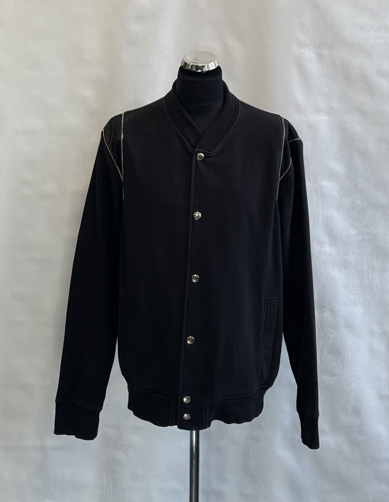 Just Cavalli Just Cavalli Snake Bomber Black Jacket size. XL Size US XL / EU 56 / 4 - 1 Thumbnail