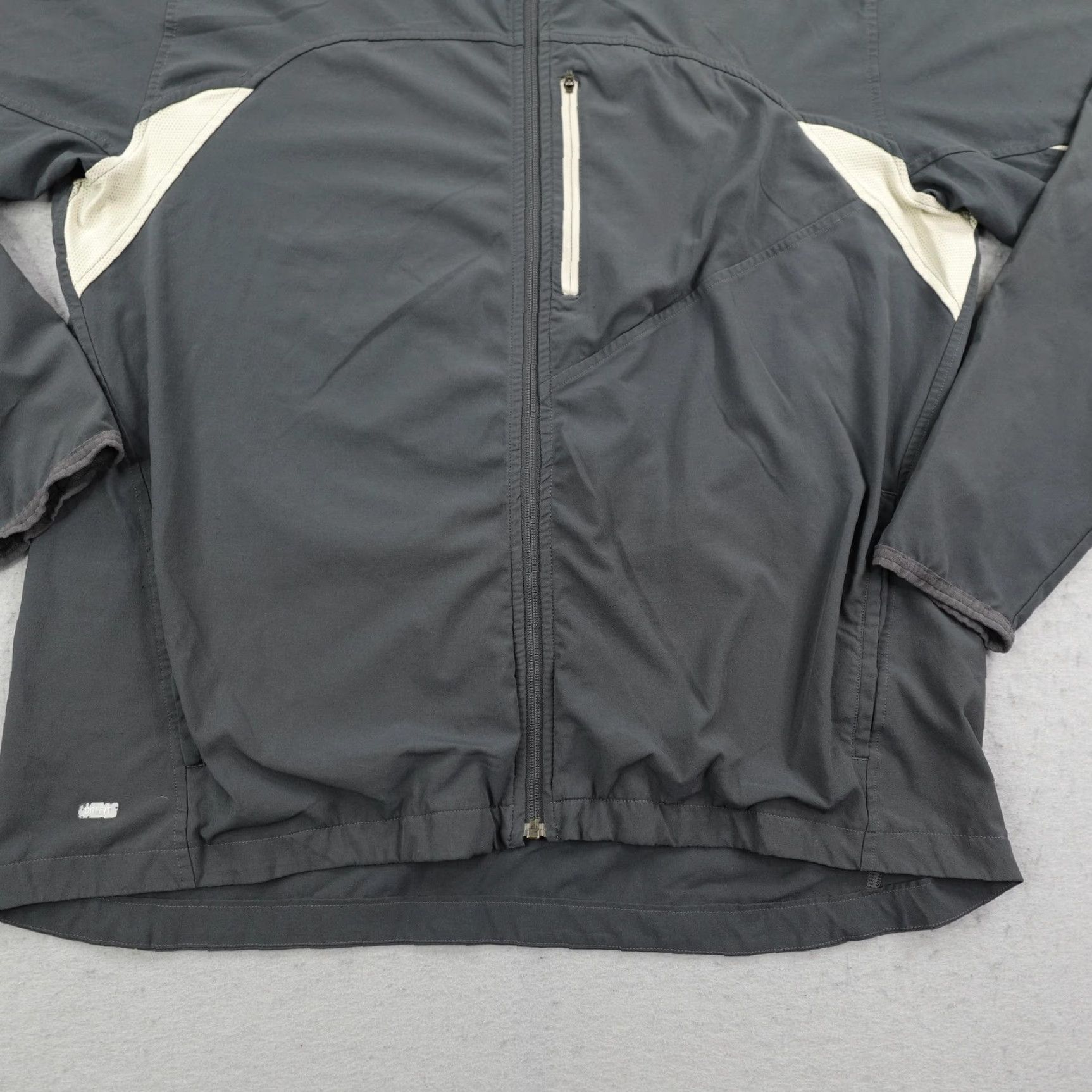 Nike VINTAGE Nike Jacket Mens XL Gray Dri-FIT Track Coat Full Zip Performance Y2K Size US XL / EU 56 / 4 - 3 Thumbnail