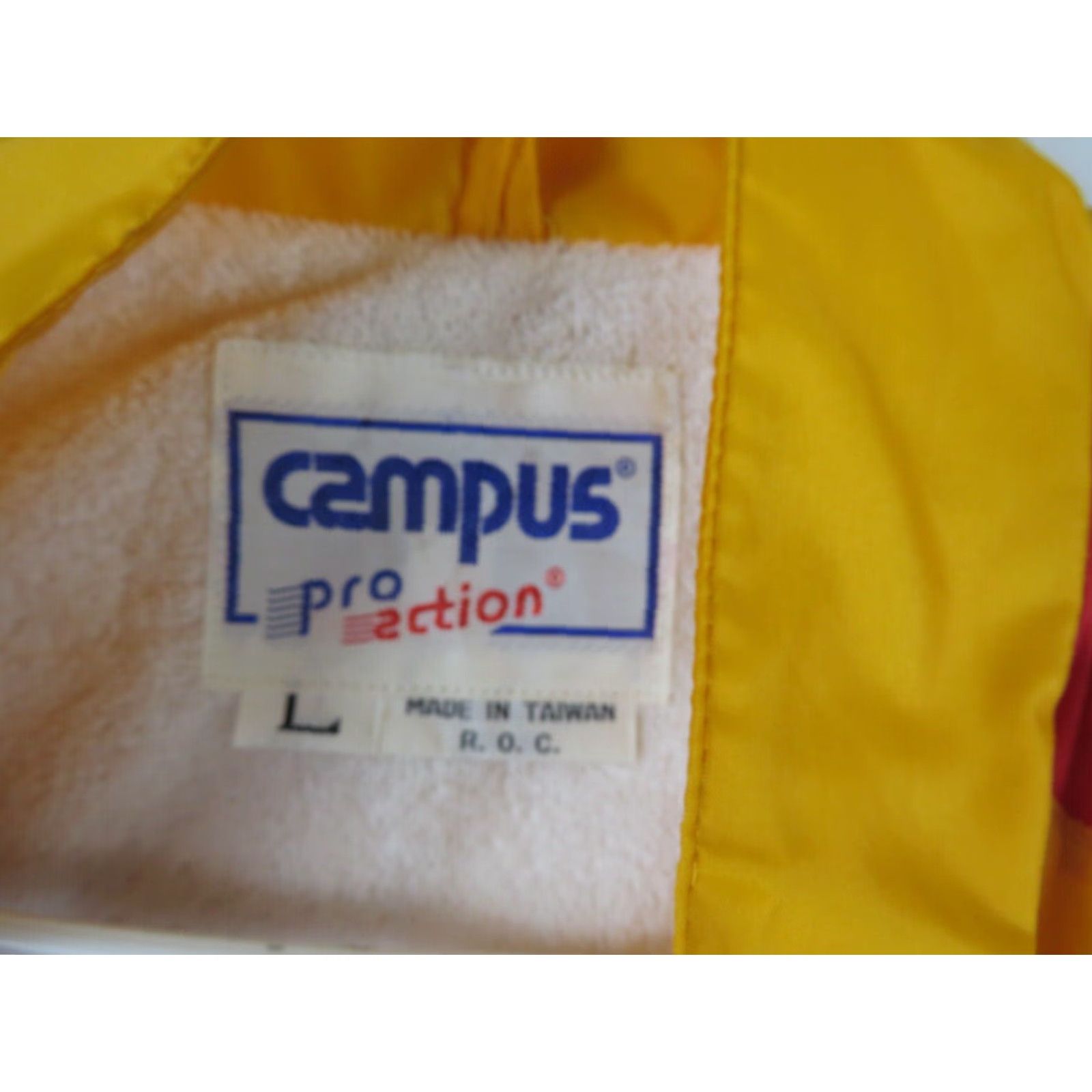 Vintage Campus Vest NWT 1970's Outdoor Nylon Puffer Full Zip L Yellow Mens Spring/Fall Hiking Camping Size US L / EU 52-54 / 3 - 6 Thumbnail