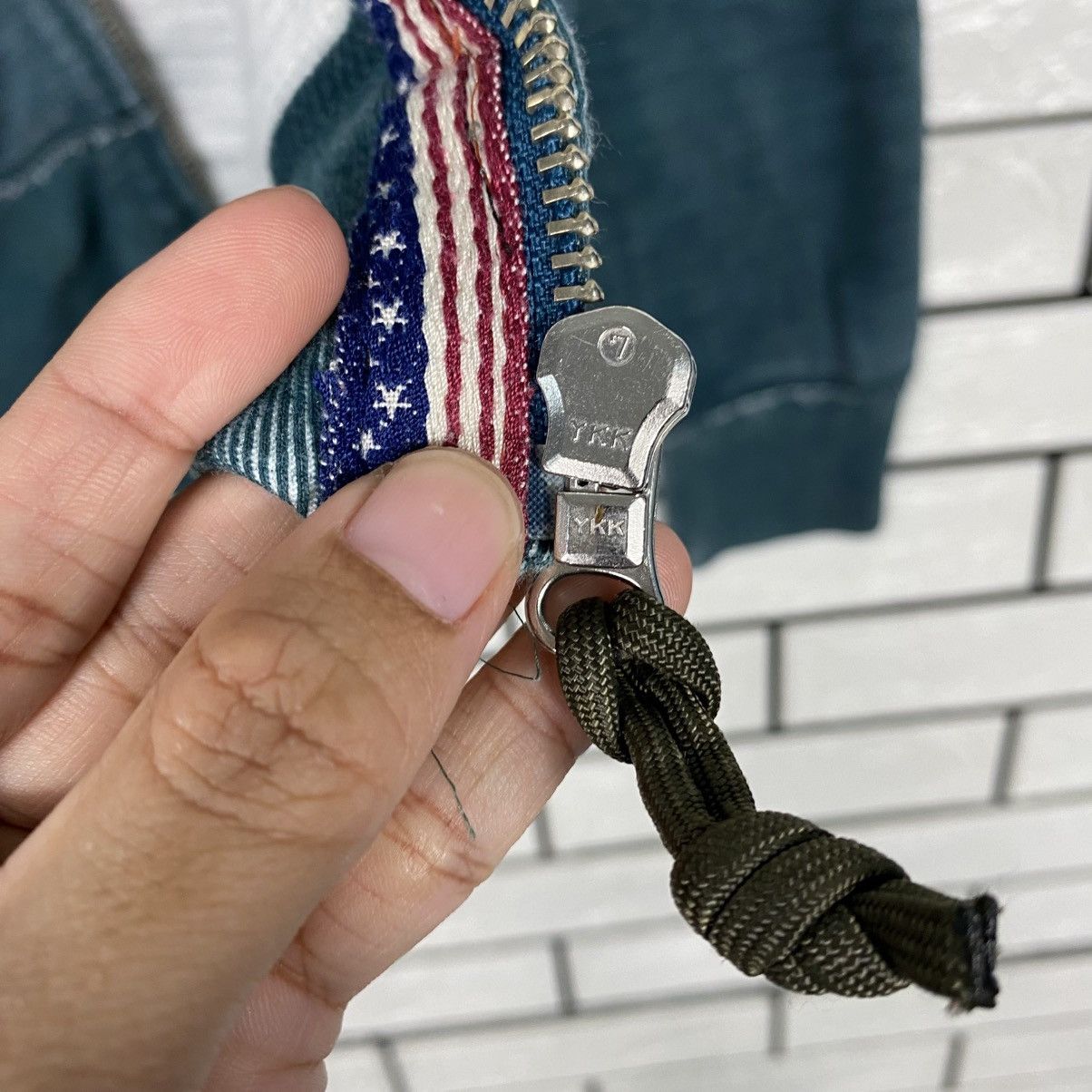 Avirex 📌Vintage Bomber Zipper Hoodie Jacket Avirex Over Print Size US L / EU 52-54 / 3 - 18 Thumbnail