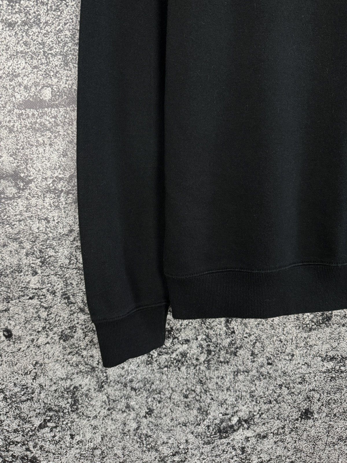 Umbro UMBRO Essentials Vintage Crewneck Sweatshirt Big Logo Size M Size US M / EU 48-50 / 2 - 14 Thumbnail