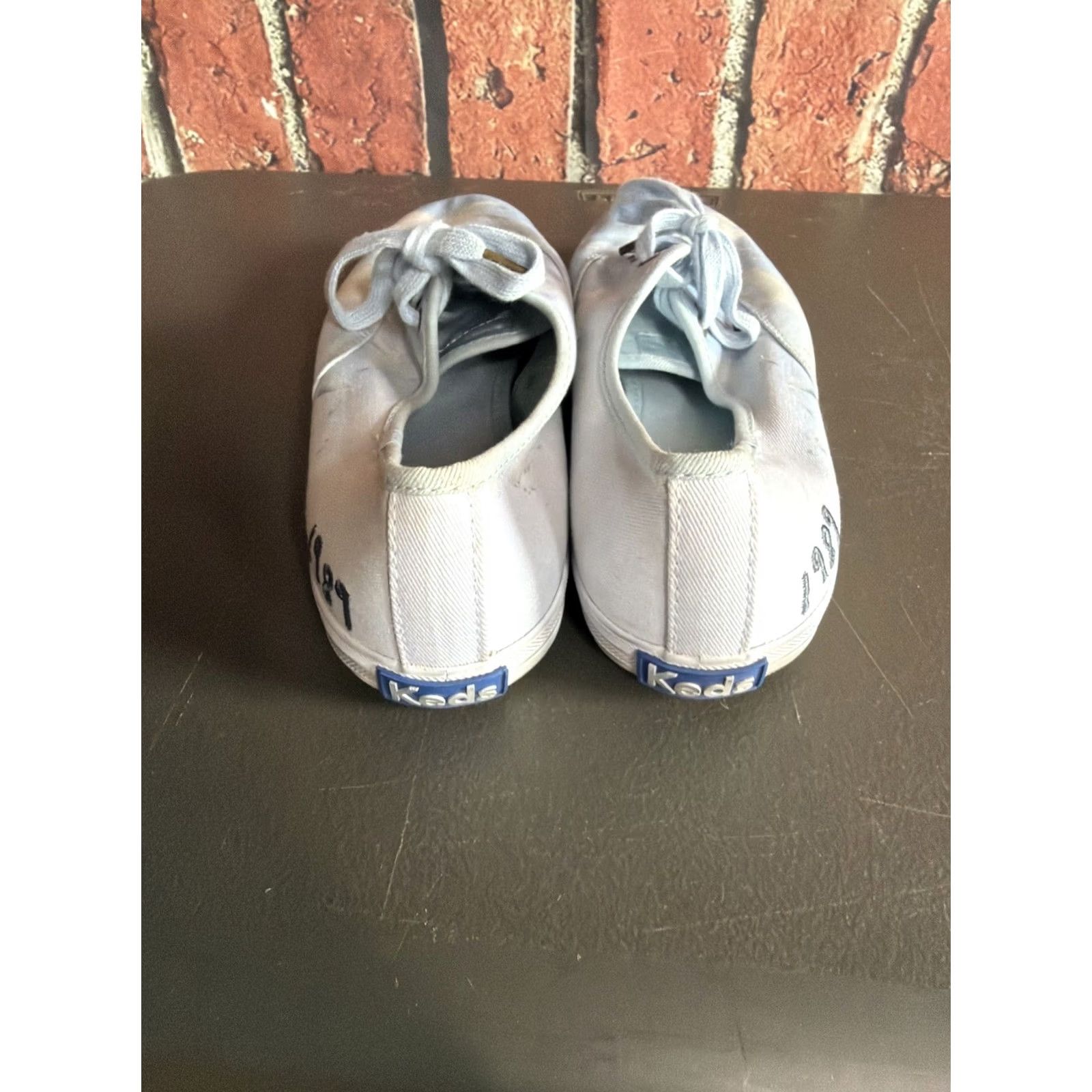 Keds Taylor Swift x Keds 1989 Era Sneakers Women’s 8 Vintage? No – Rare Collab Casual Walking Canvas Blue Rubber Low Top Size 8 Women's Sneaker Size US 8 / IT 38 - 3 Thumbnail
