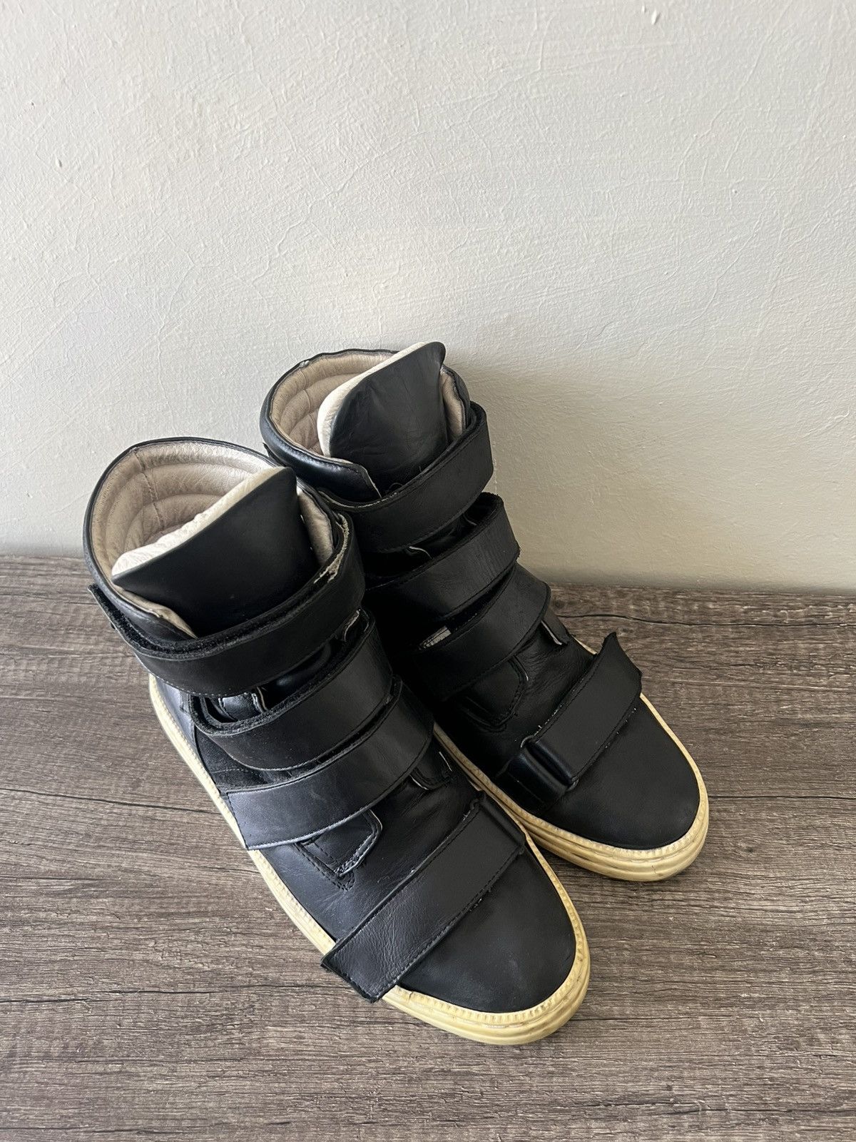 SWEAR London Vintage Swear London Archival Multi-Strap Sneakers Size US 9 / EU 42 - 3 Thumbnail