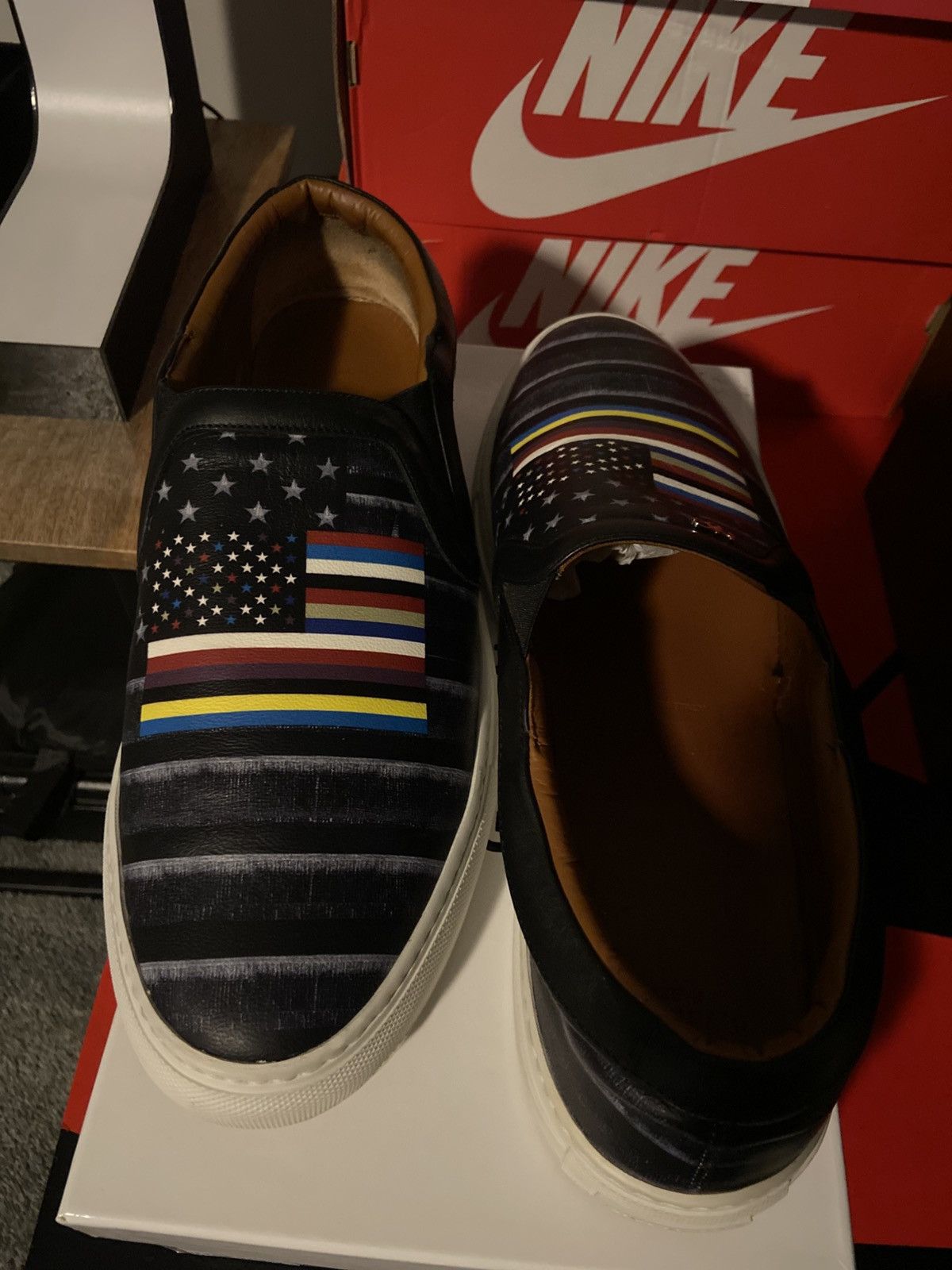Givenchy Givenchy Flag Print Slip-On Sneakers Size US 11 / EU 44 - 5 Thumbnail