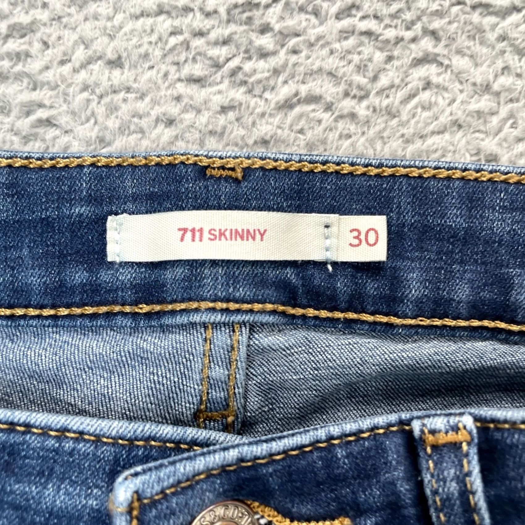 Levi's Levi's 711 Jeans Womens 30 Blue Skinny Denim Logo Cotton Stretch Regular Inseam 27 Size 30" / US 8 / IT 44 - 3 Thumbnail