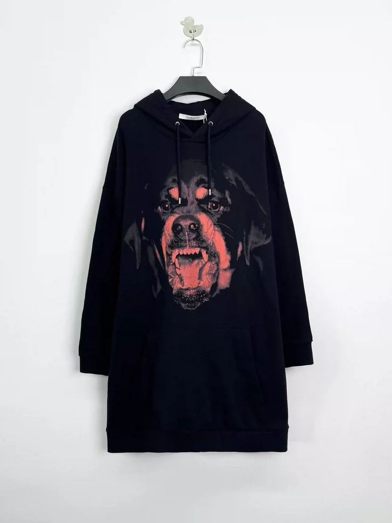 Givenchy Givenchy Show model black heavy-duty long silhouette class Size US XS / EU 42 / 0 - 1 Thumbnail