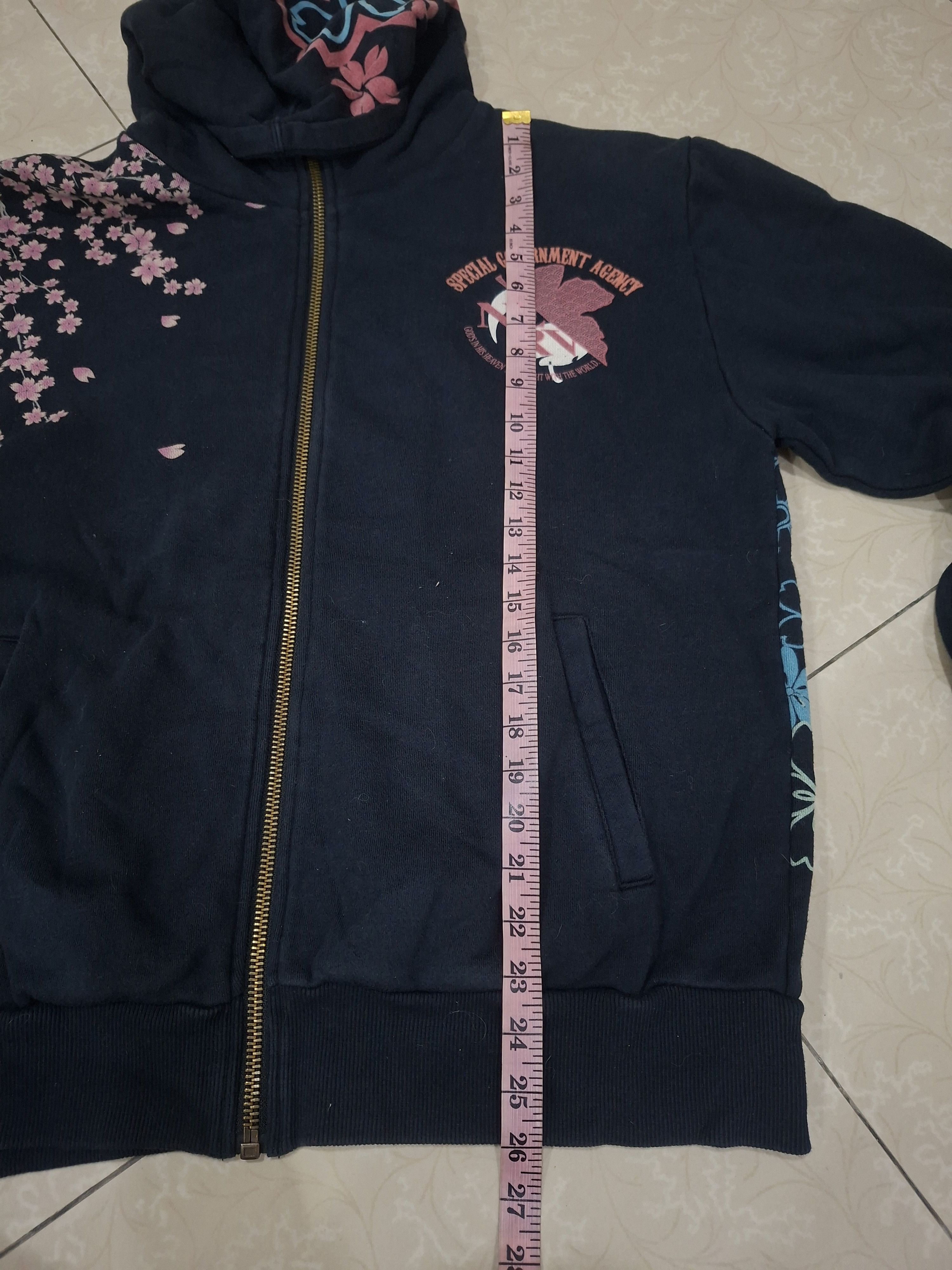 Japanese Brand Japanese brand X Oriental brand Size US XL / EU 56 / 4 - 14 Thumbnail