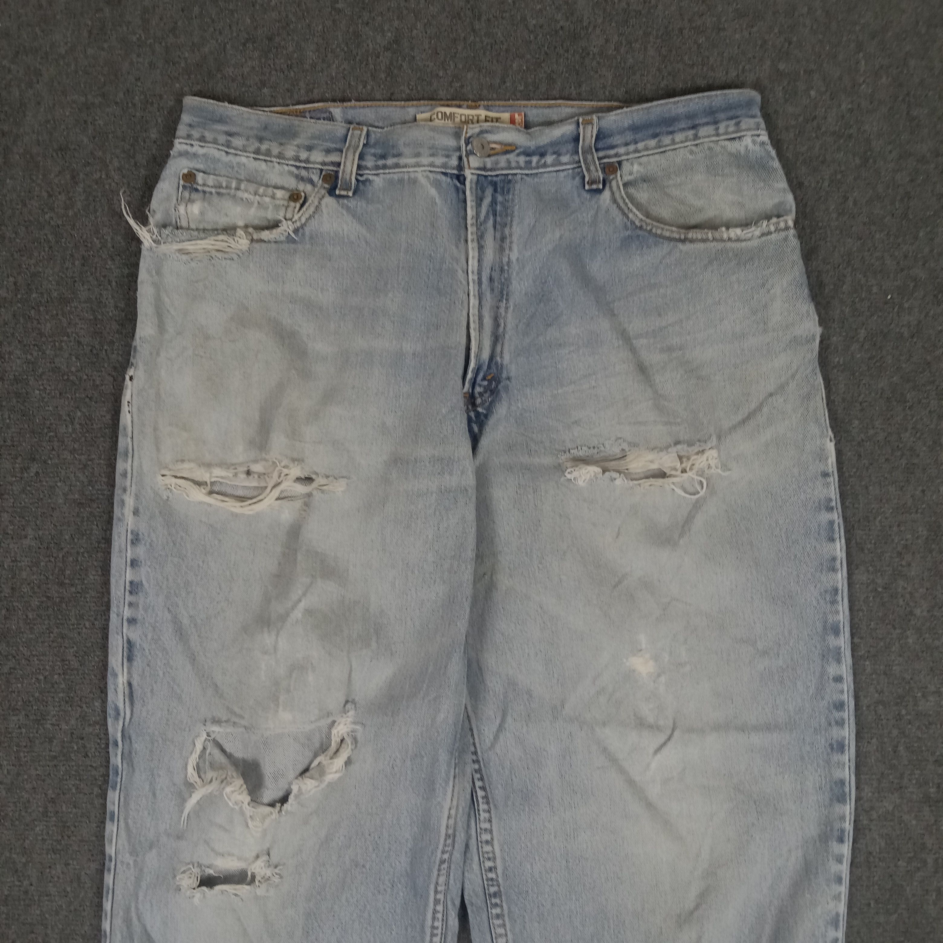 Levi's Levi's 560 Grunge Style Distressed Denim Jeans Size US 35 - 5 Thumbnail