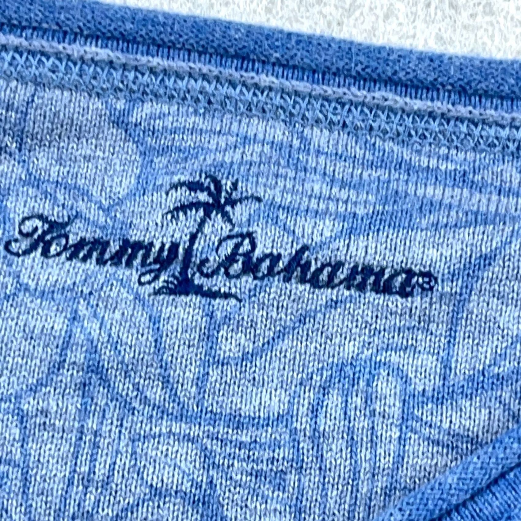 Tommy Bahama Tommy Bahama Sweater Men XL Blue V-Neck Waffle Knit Pullove r Wool Blend Size US XL / EU 56 / 4 - 3 Thumbnail