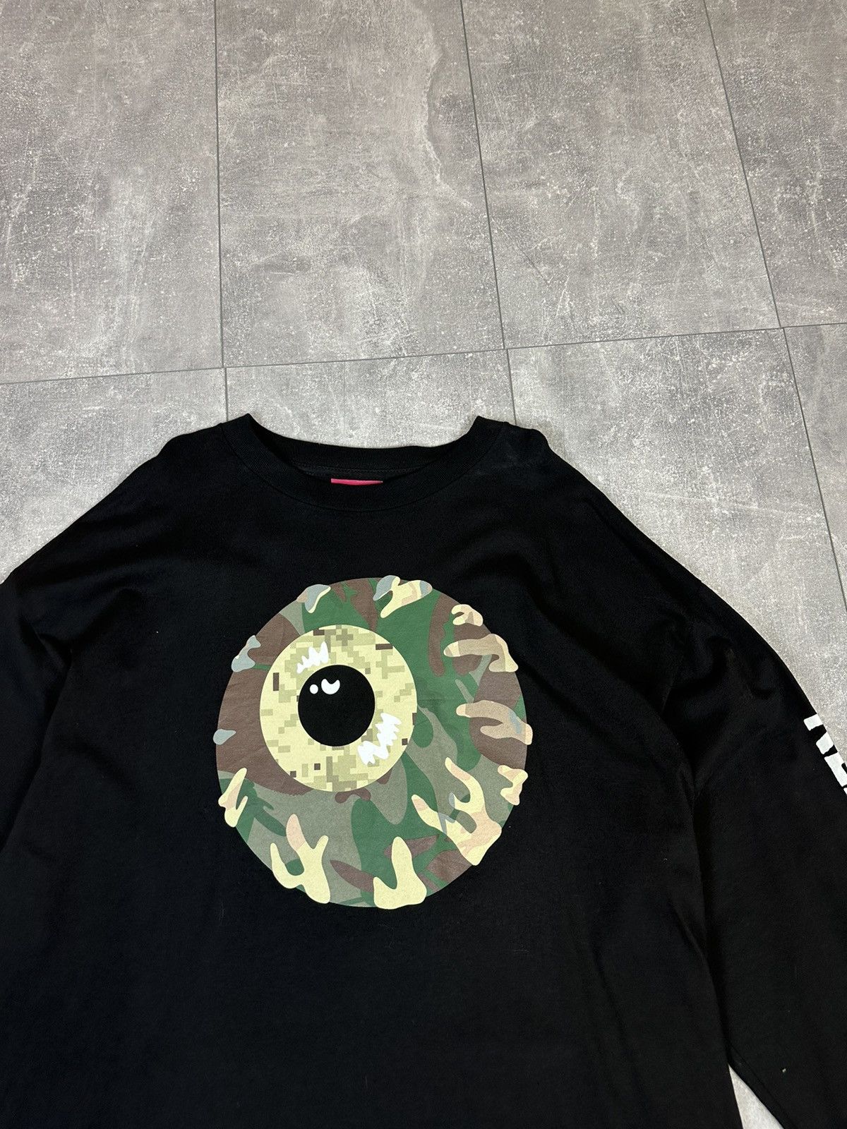 Other Men’s vintage overprint logo Mishka мишка long sleeve Size US XXL / EU 58 / 5 - 2 Thumbnail