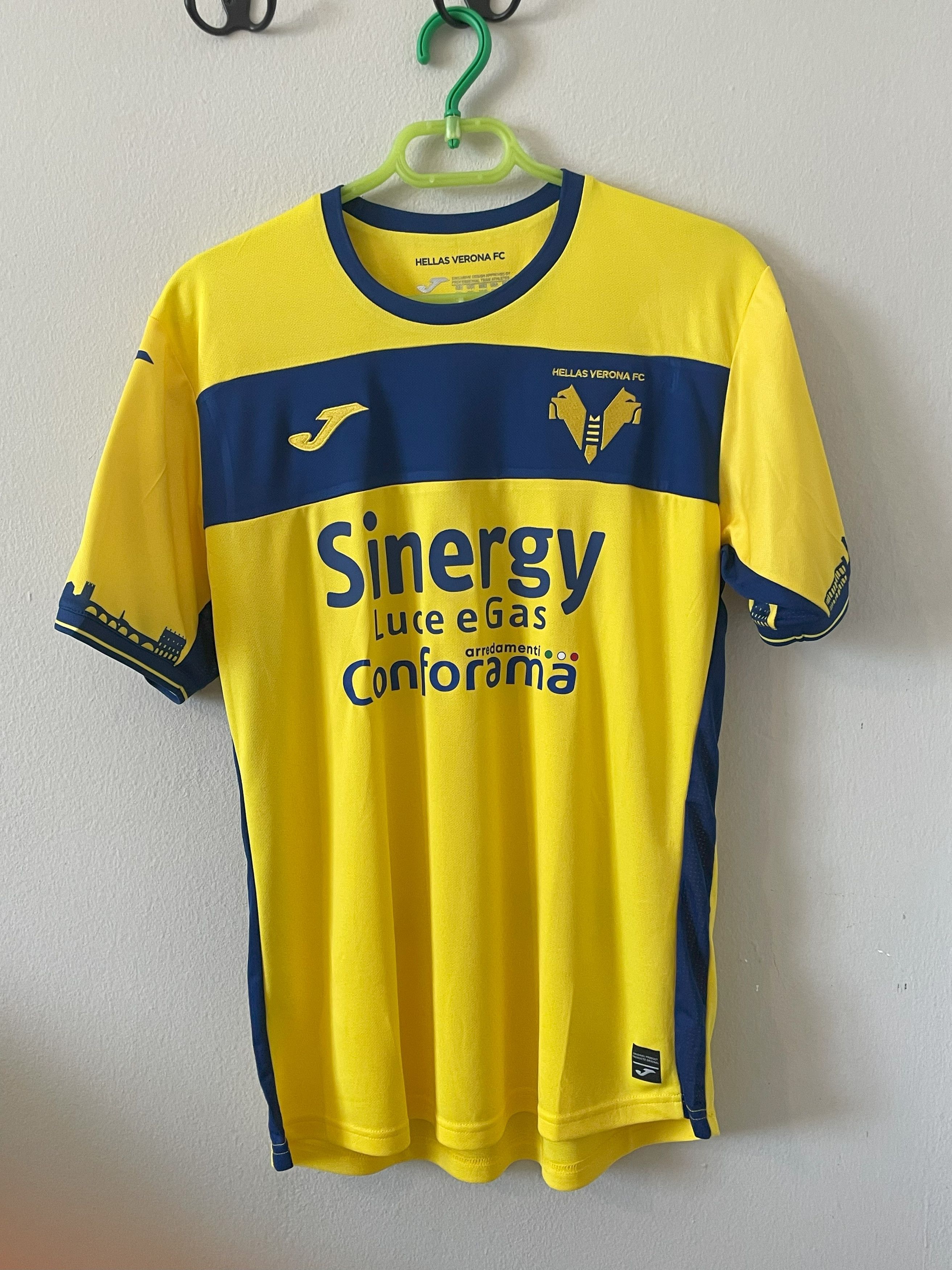 Joma Verona official football jersey Size US XL / EU 56 / 4 - 1 Thumbnail