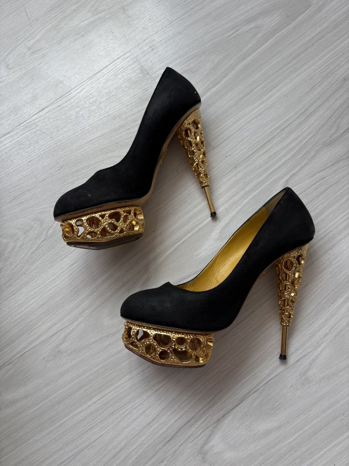 Charlotte Olympia Charlotte Olympia heels Size US 7.5 / IT 37.5 - 13 Thumbnail
