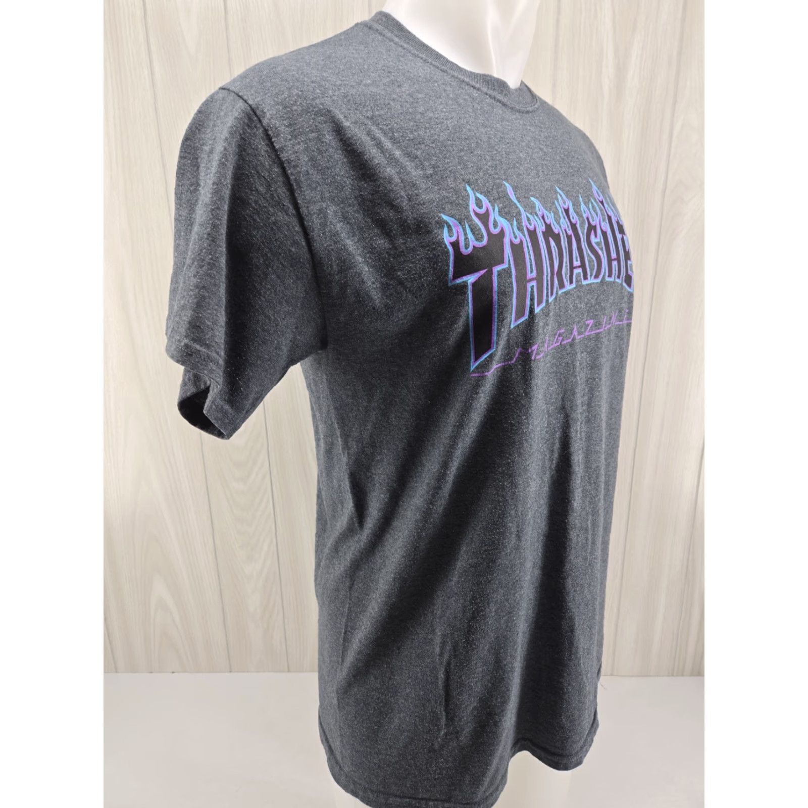 Thrasher Thrasher Magazine T-Shirt Mens M Skateboarding Gray Purple Logo Shirt Mens Medium Skateboard Thrasher Logo 90s Fire Size US M / EU 48-50 / 2 - 7 Thumbnail