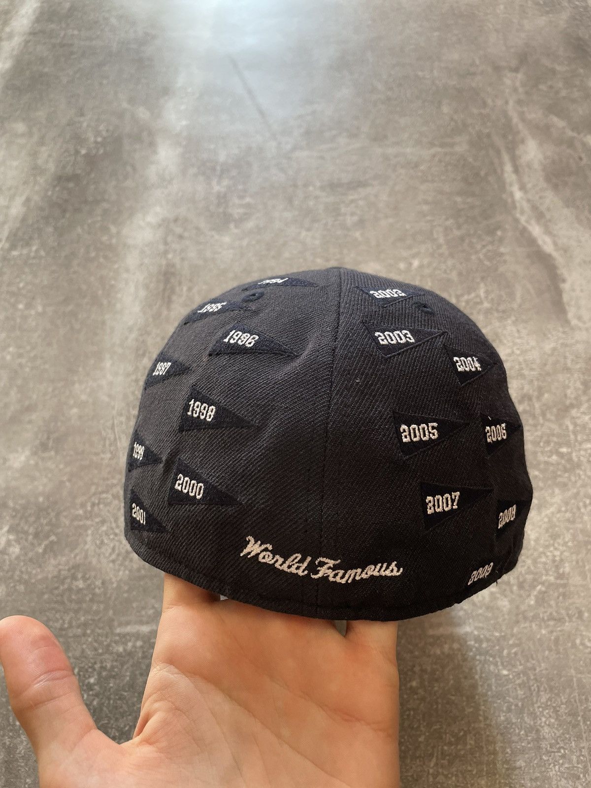 New Era × Supreme Supreme Box Logo New Era "Flags" Snap Back Cap Size ONE SIZE - 2 Thumbnail