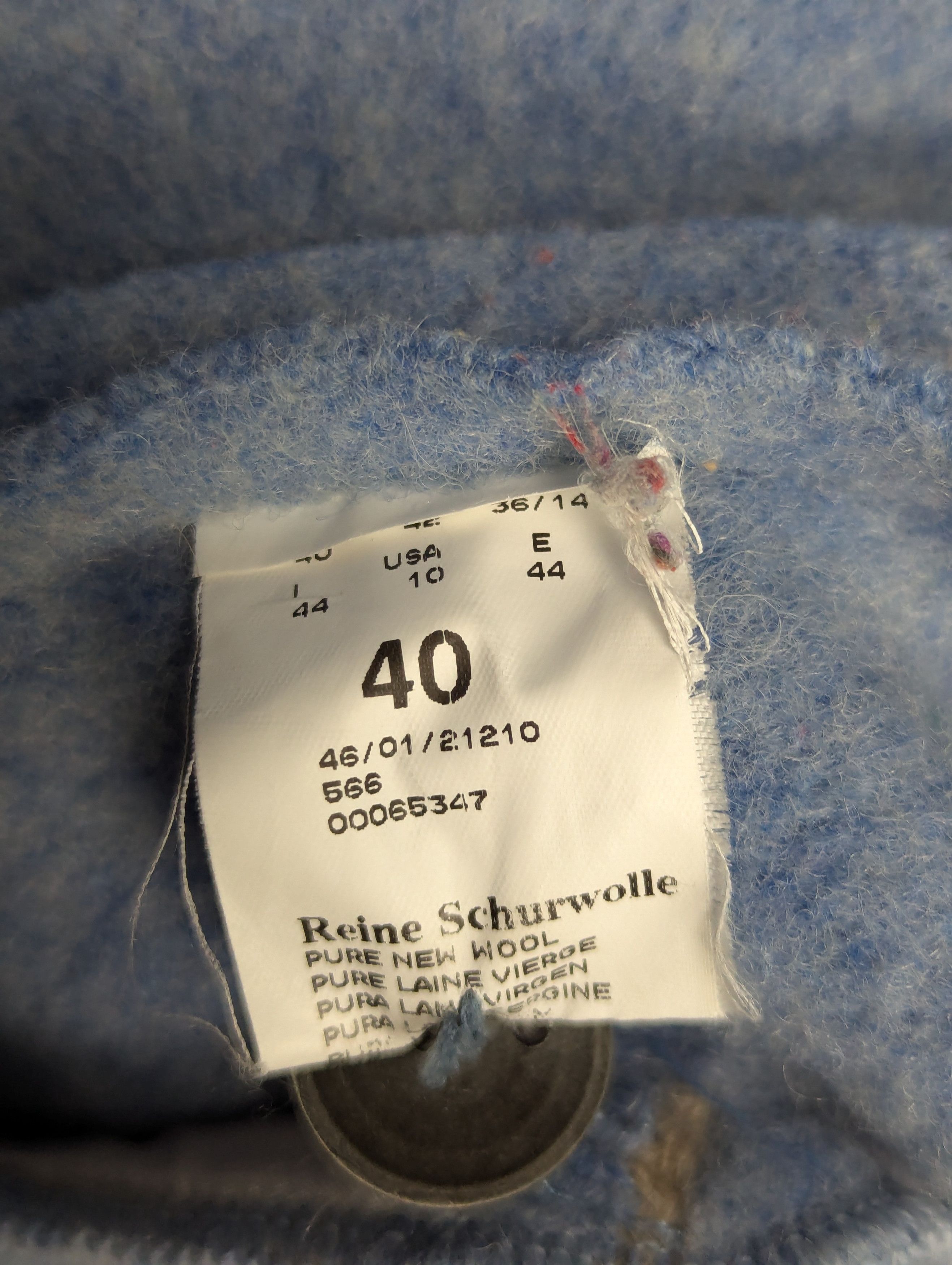 GIESSWEIN Giesswein Wool Blazer Blue US10 Vintage Austria Alpine Size L / US 10 / IT 46 - 13 Thumbnail