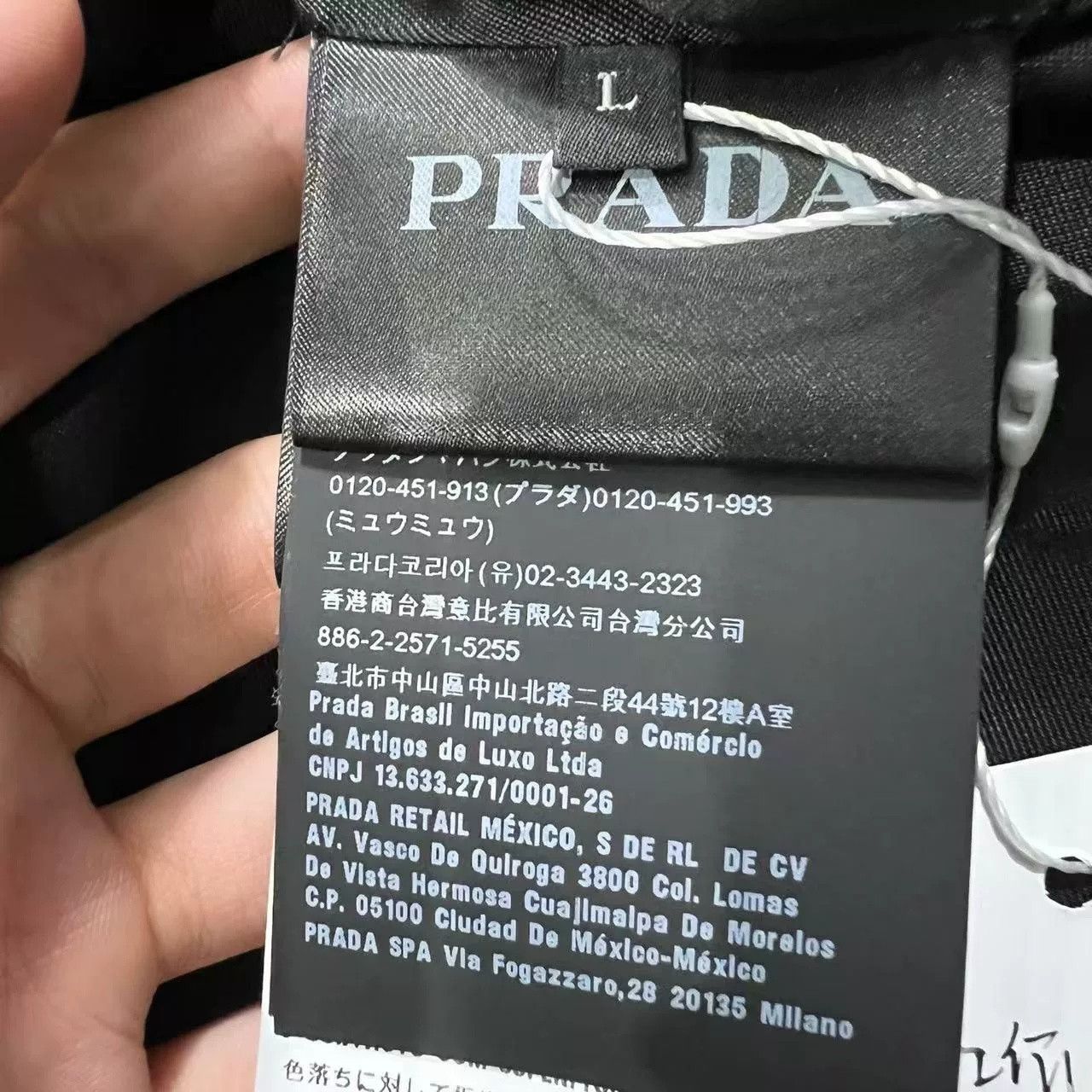Prada Prada Velvet Coat Size US L / EU 52-54 / 3 - 4 Thumbnail