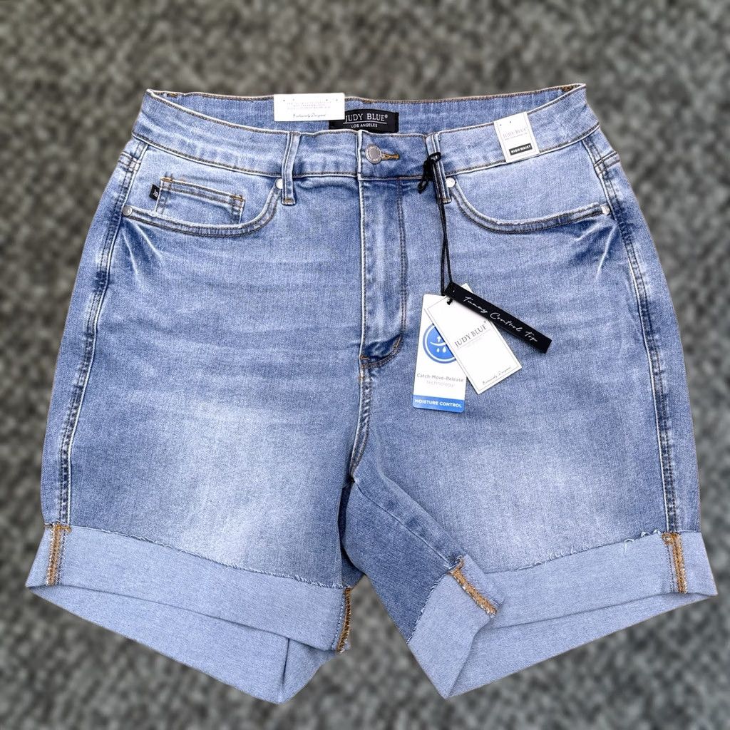 Vintage Judy Blue High Waisted Cut Off Shorts Womens 1XL Cuffed Denim Blue 31 in Inseam 6.5 in 5-Pocket Rock/Bohemian Summer Size 40" / US 18 - 1 Thumbnail