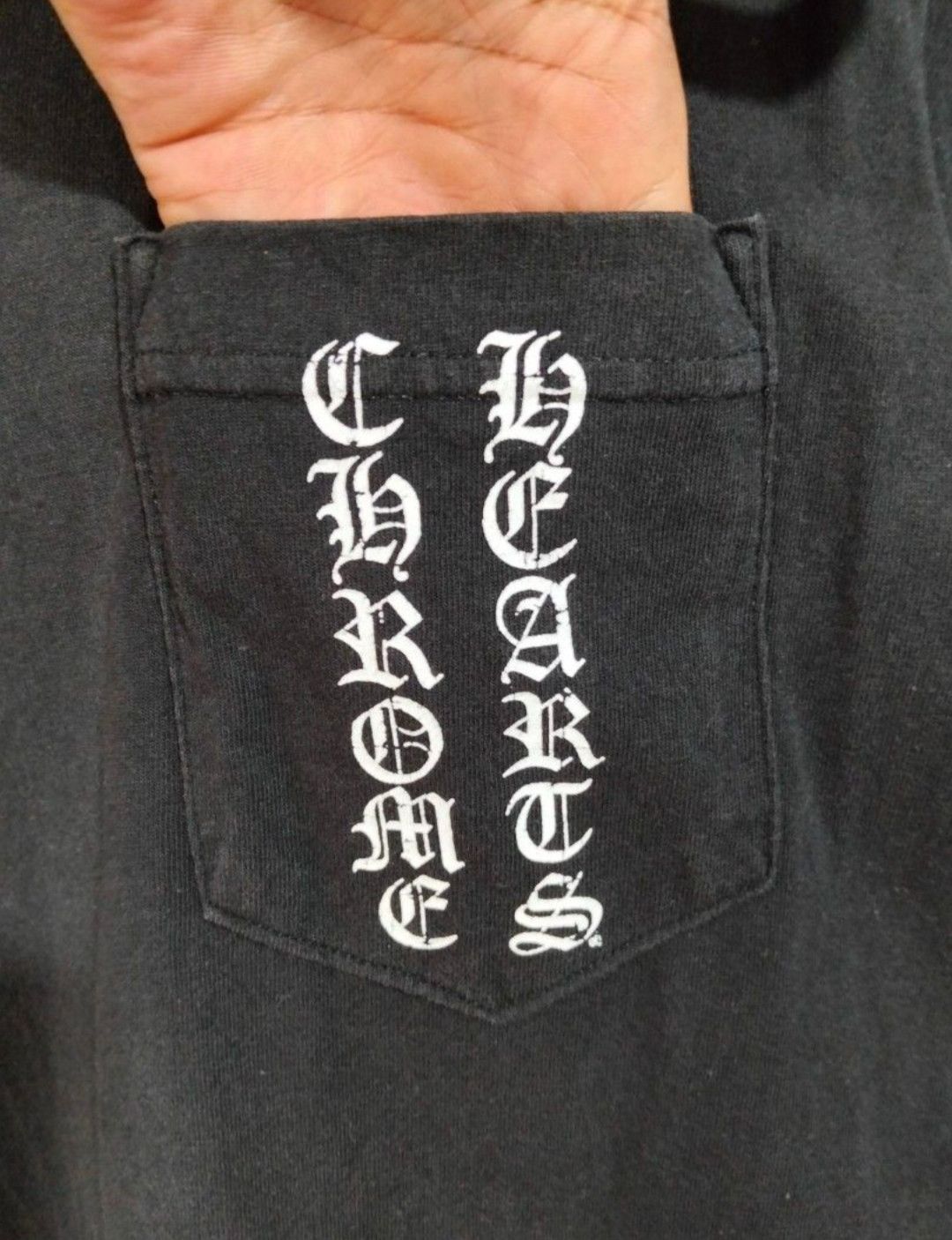 Chrome Hearts RARE Chrome Hearts Scroll T Bar Stars Logo Black Pocket Tee Size US S / EU 44-46 / 1 - 4 Thumbnail