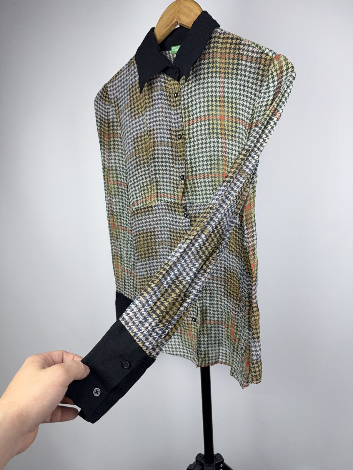 United Colors Of Benetton 00s Benetton Houndstooth Check Blouse With Contrast Collar Size S / US 4 / IT 40 - 6 Thumbnail