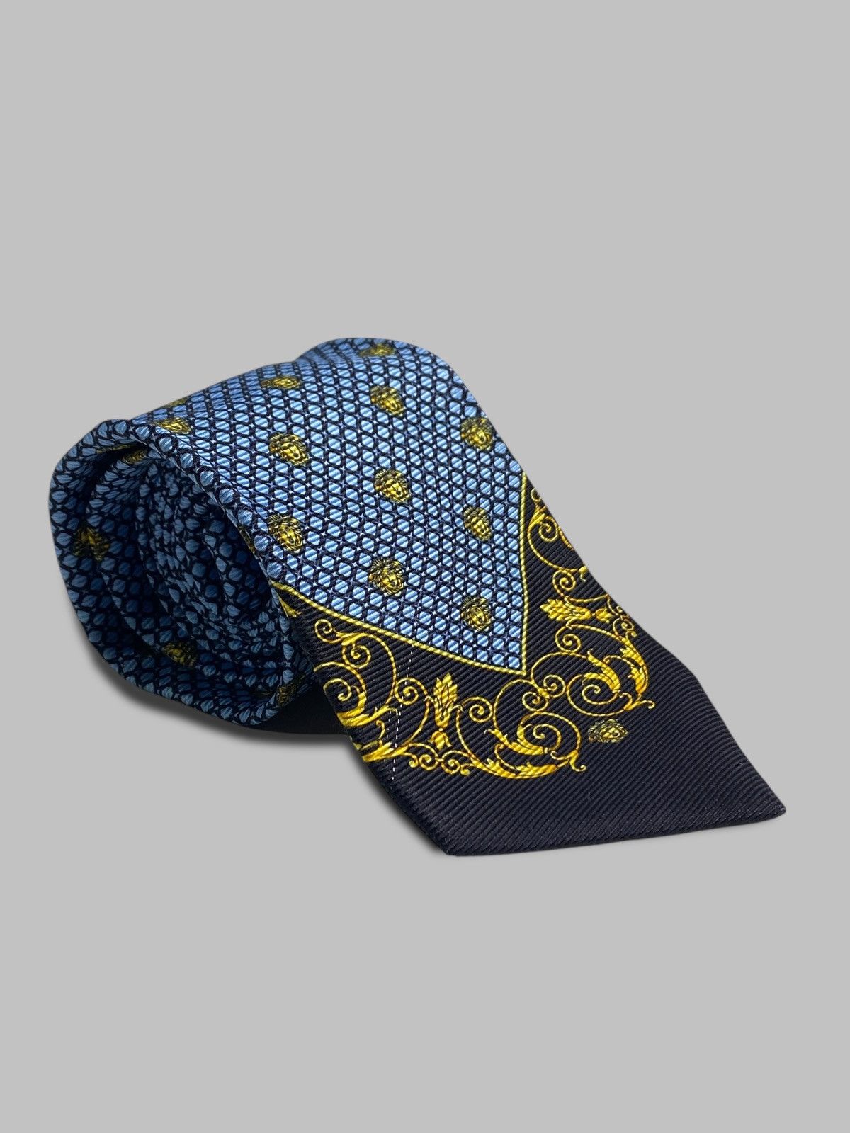 Versace Gianni Versace Rare Vintage Tie Blue Geometric Pattern Silk Size ONE SIZE - 1 Thumbnail