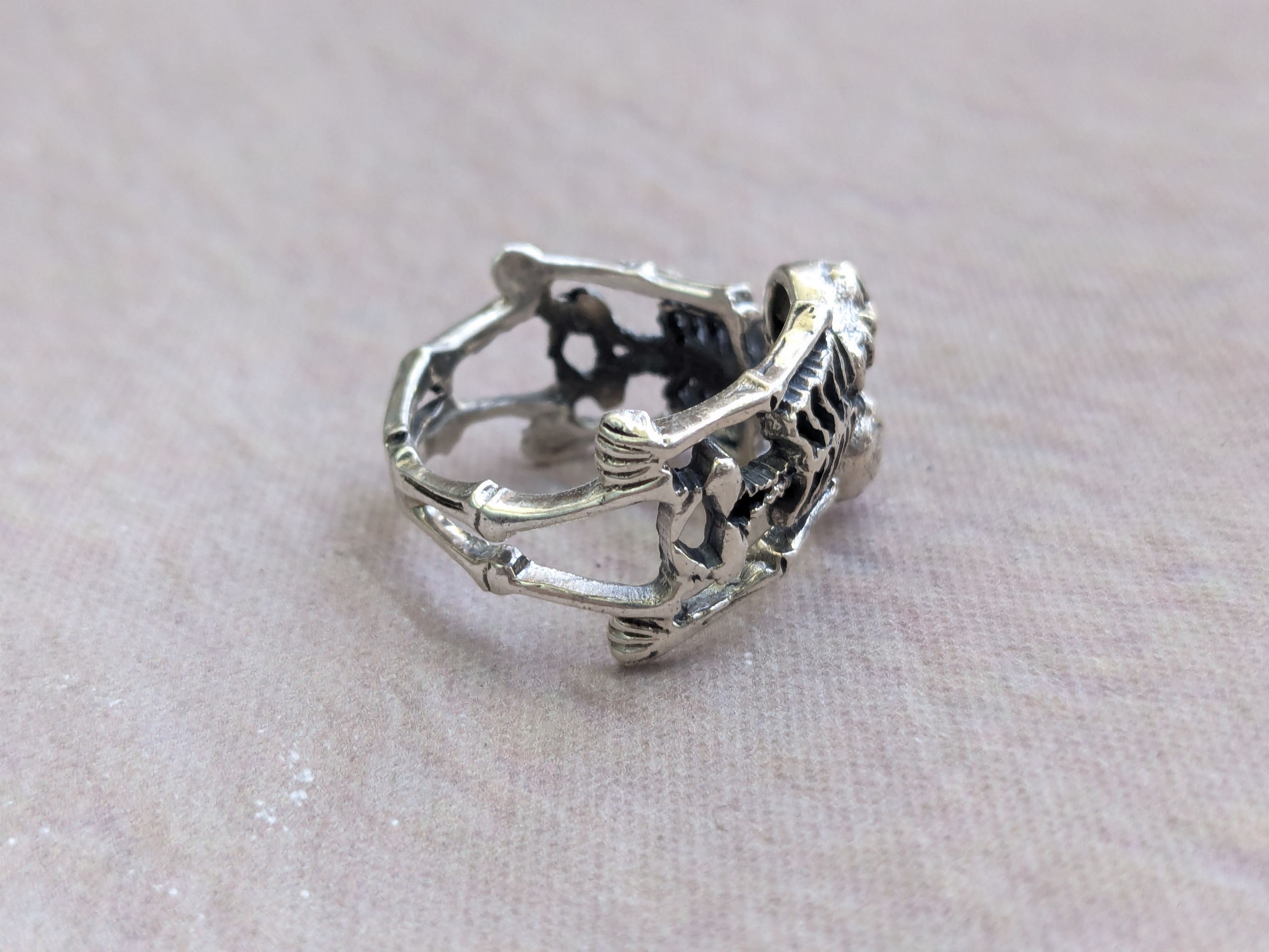 Jewelry Vintage Sterling Silver Ring Skeleton Skull 8.75 Size ONE SIZE - 7 Thumbnail