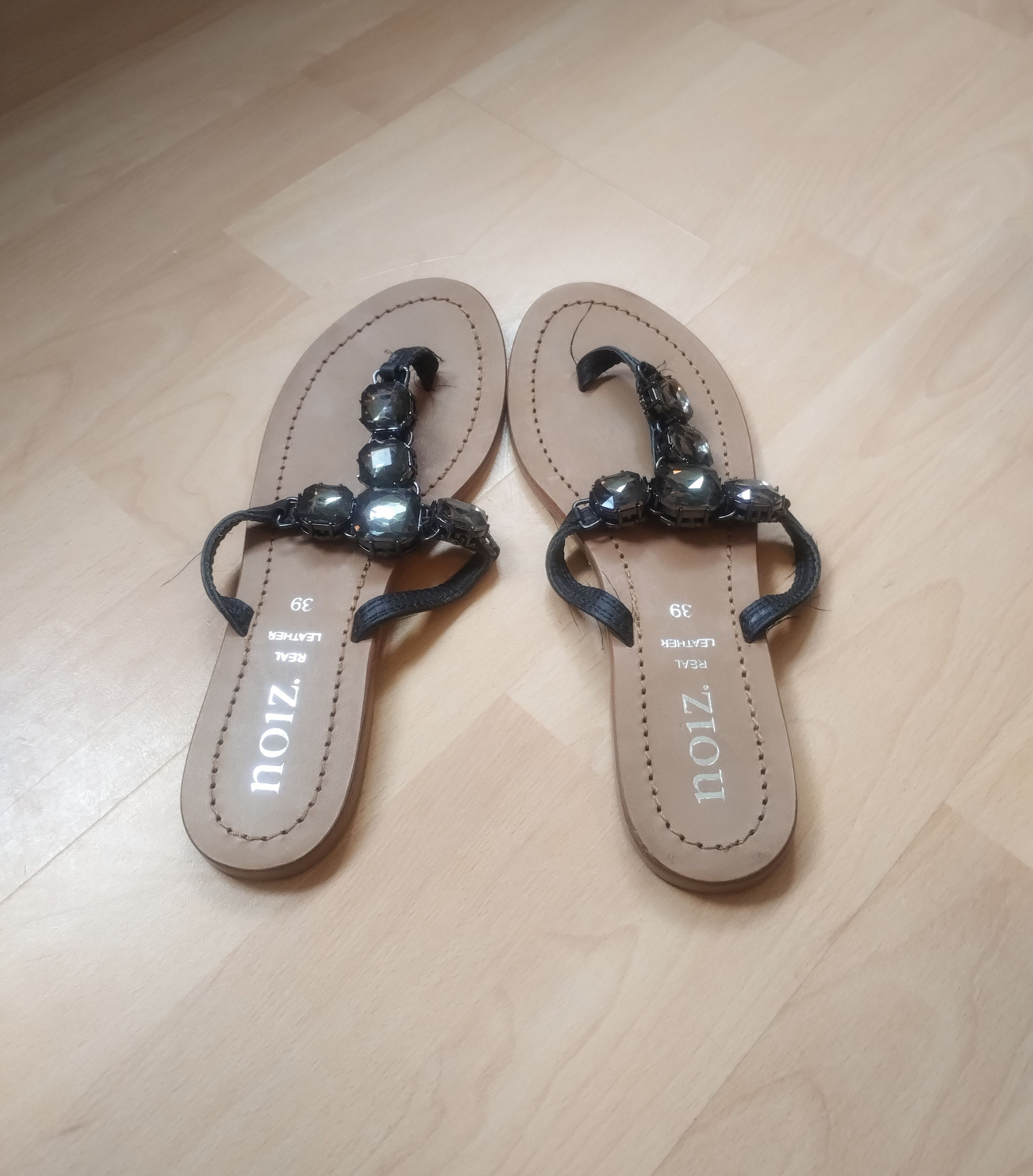 Other No1Z 100% Leather Beaded Flat Sandals – Size 38 Size US 8 / IT 38 - 4 Thumbnail