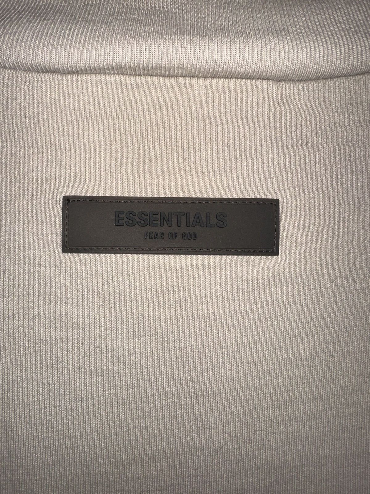 Essentials × Fear of God Essentials Fear Of God short sleeve t ‘sand’ Size US XS / EU 42 / 0 - 2 Thumbnail