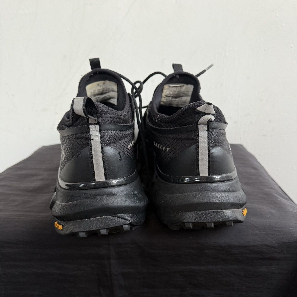Oakley Oakley Triple Black Light Shield Trainers Size US 11 / EU 44 - 7 Thumbnail
