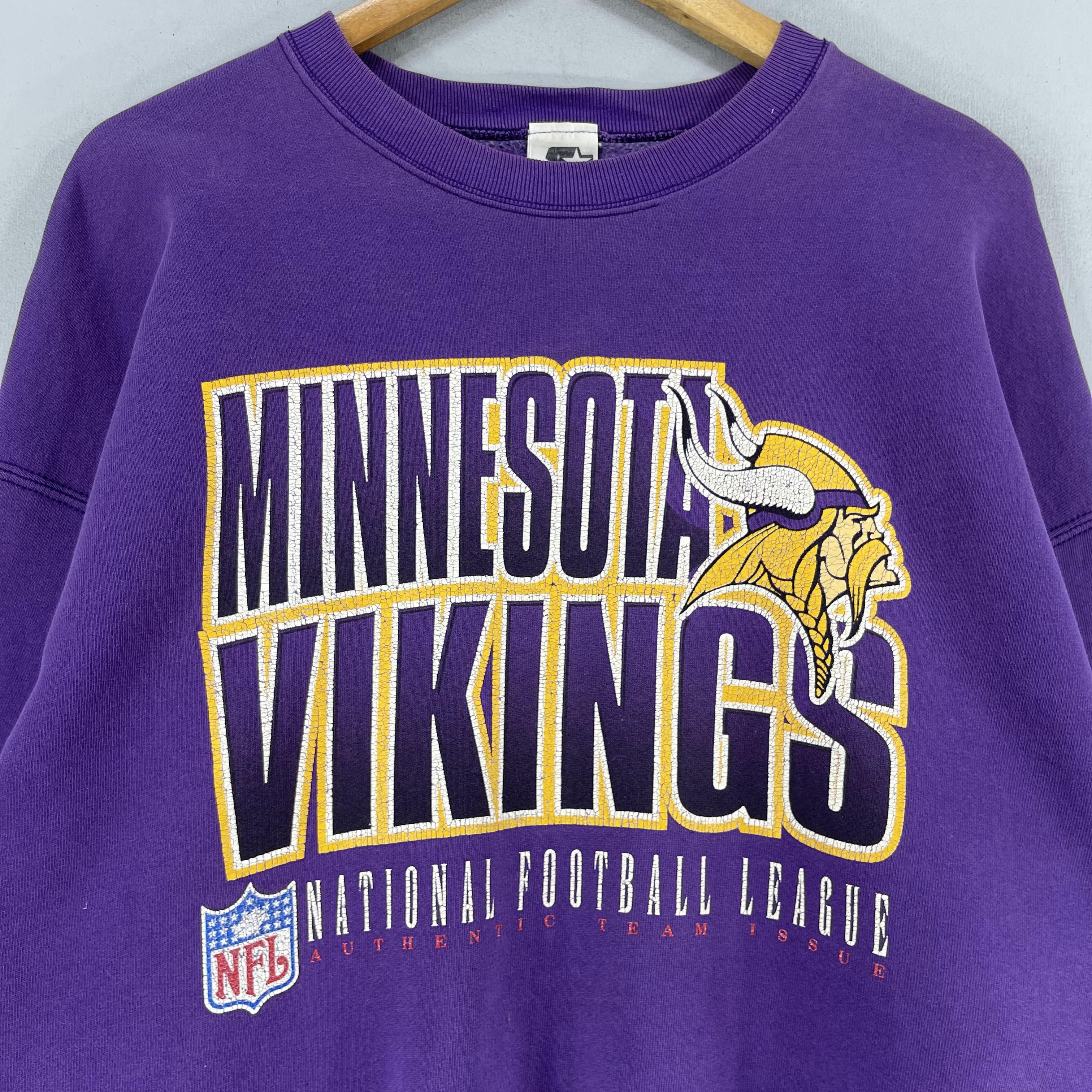 NFL × Starter × Vintage Vintage Minnesota VIKINGS Spellout Printed Nfl Sweatshirt Size US XL / EU 56 / 4 - 2 Thumbnail