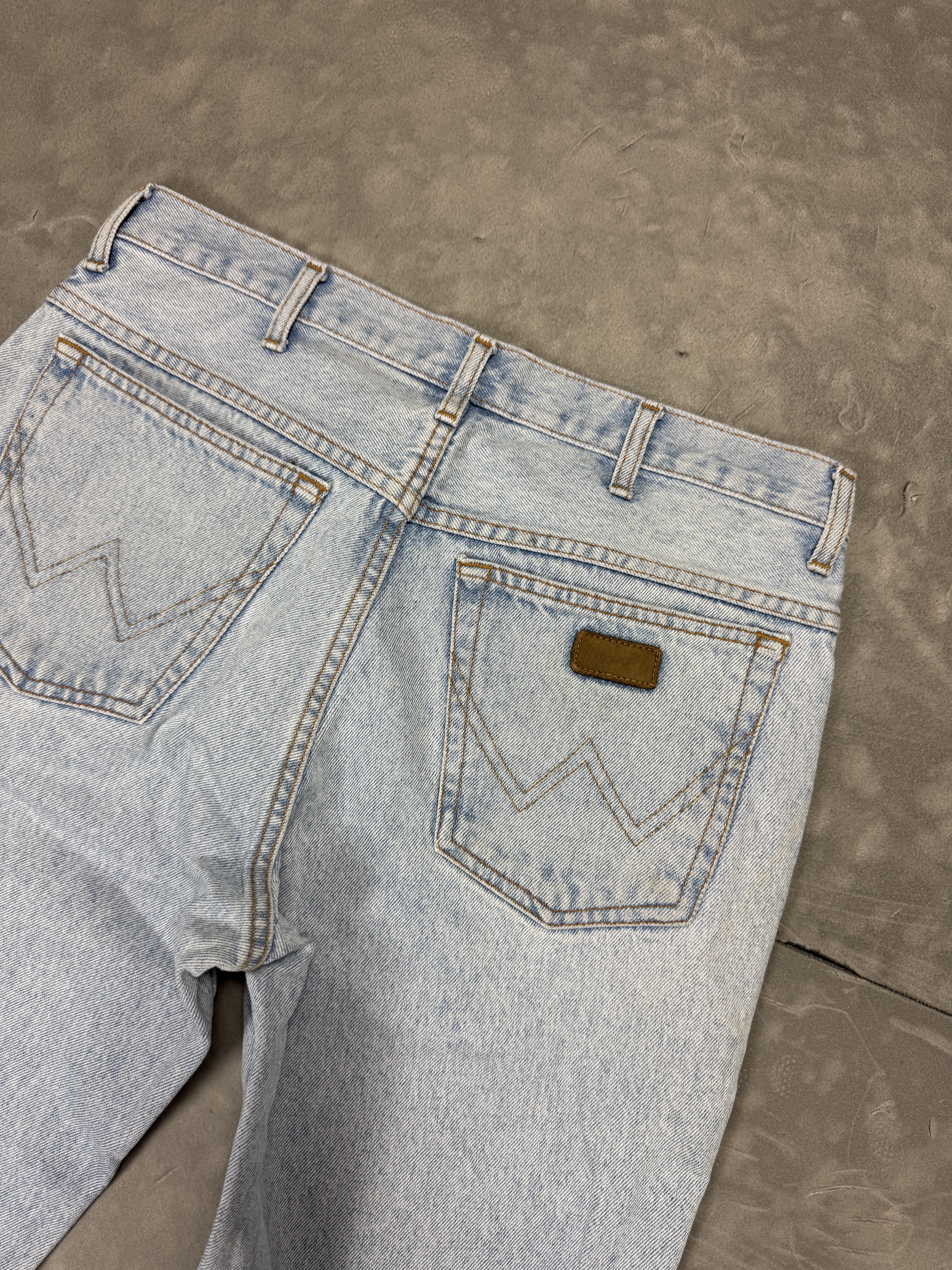 Vintage × Wrangler Vintage Wrangler washed faded denim babyblue 90s baggy Size US 32 / EU 48 - 12 Thumbnail