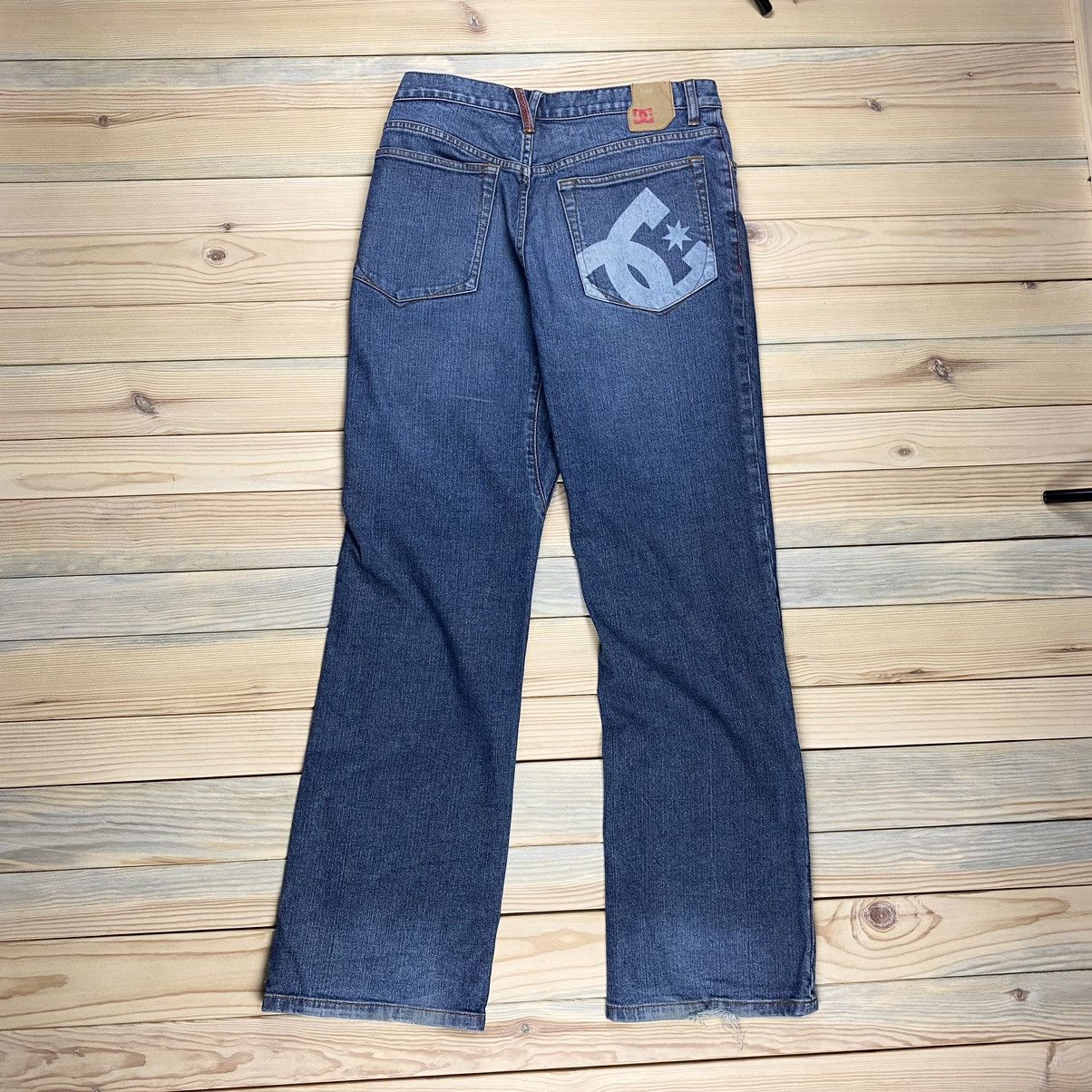 DC DC Aidan II Denim Jeans Big Logo printed on Back Size US 35 - 2 Thumbnail