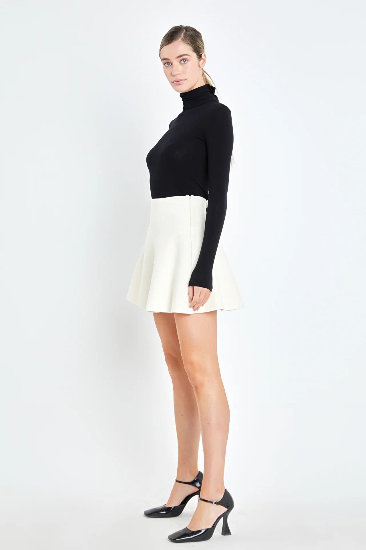 Coperni o1mle1224 Knitted Structured A Line Skirt in Off White Size 26" / US 2 / IT 38 - 3 Thumbnail