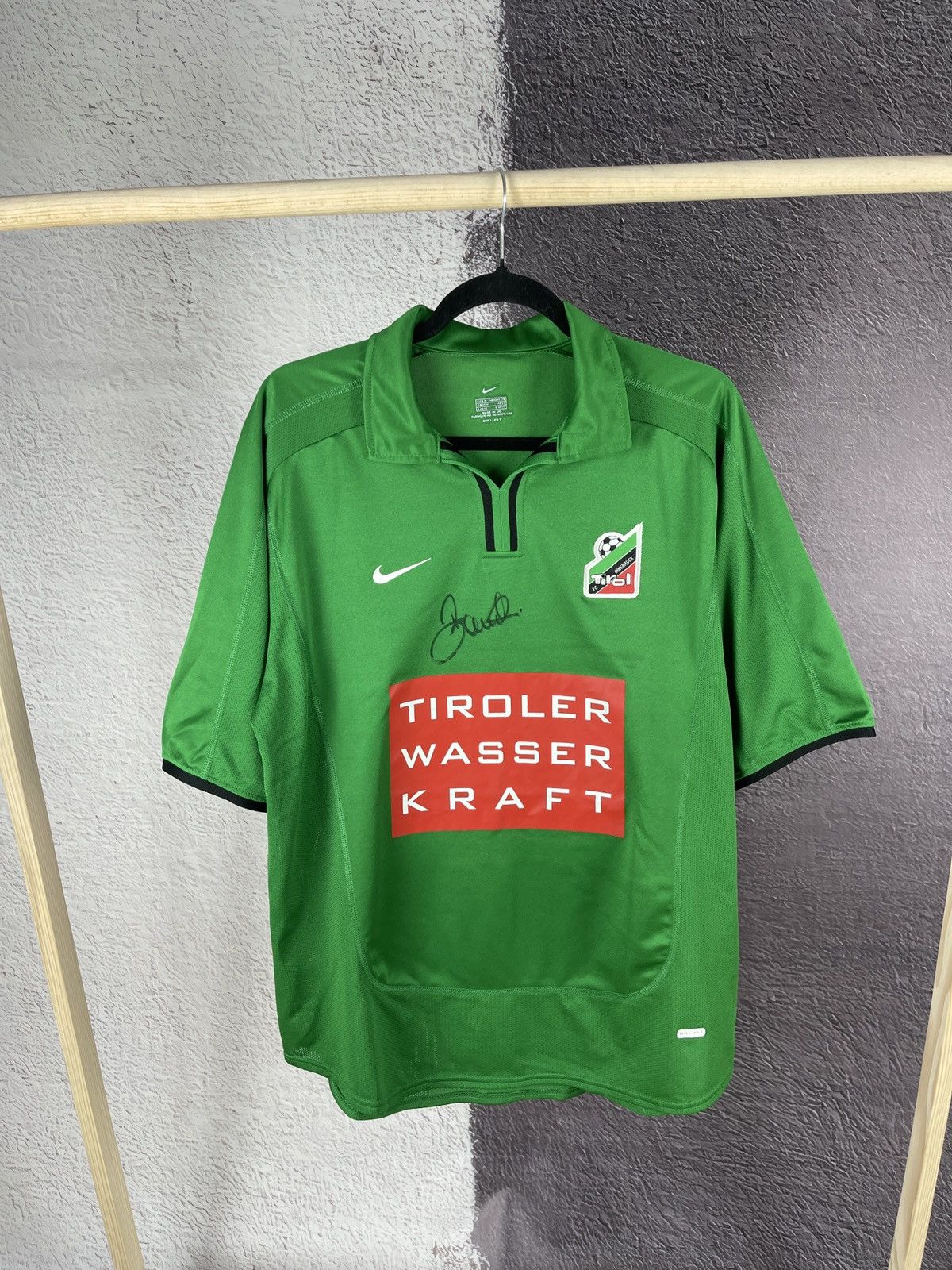 Nike Nike Tirol 2000 2002 home jersey Michael Baur signed Size US M / EU 48-50 / 2 - 1 Thumbnail