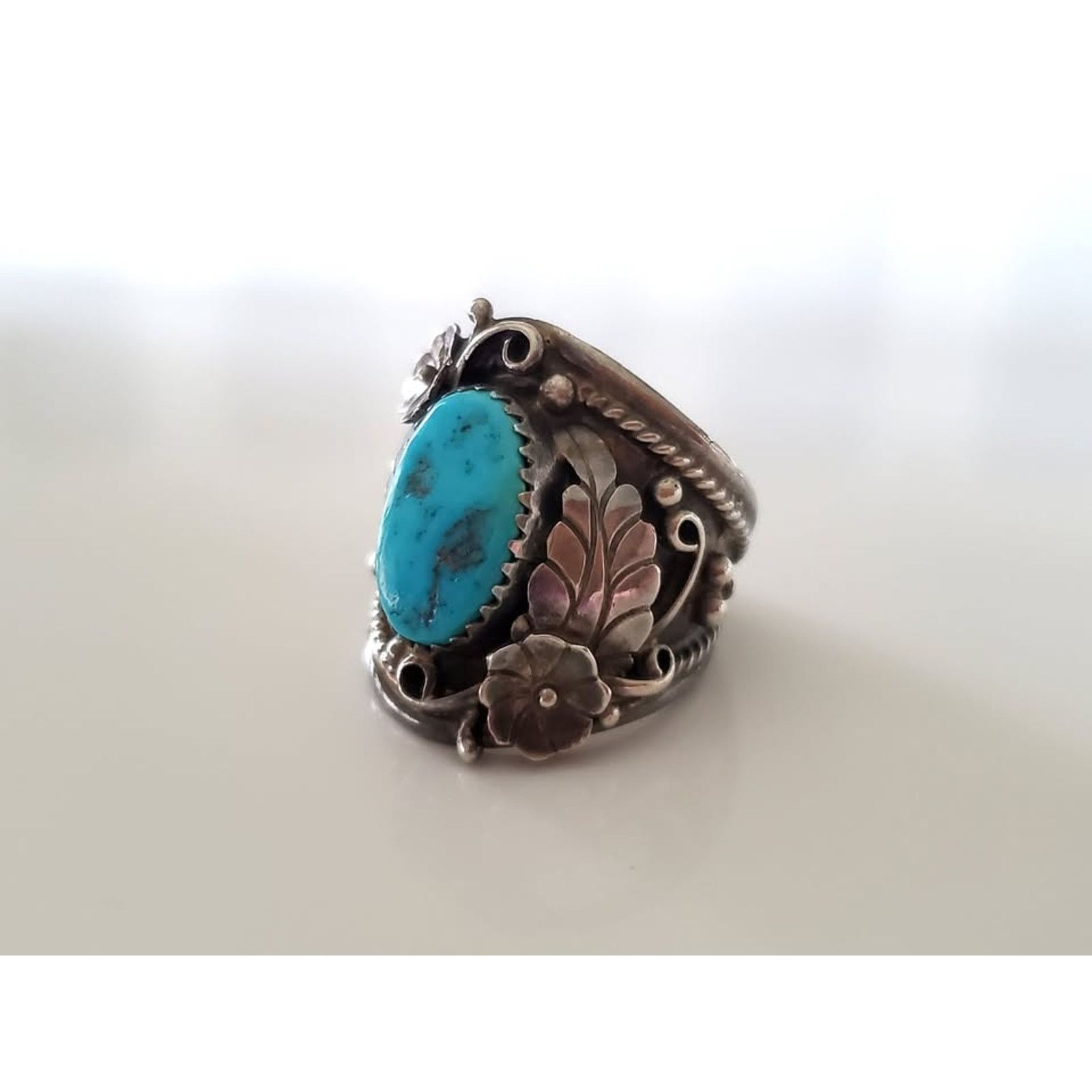 Unknown London Beautiful Sterling Silver Navajo Turquoise Floral Ring Size ONE SIZE - 2 Thumbnail