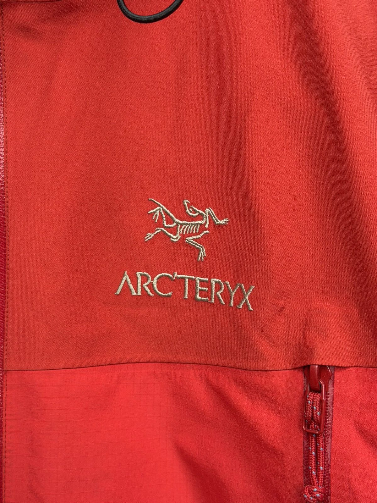 Arc'teryx Vintage Arc’teryx Beta AR Gore-Tex Pro Shell Jacket Hooded Size US L / EU 52-54 / 3 - 5 Thumbnail