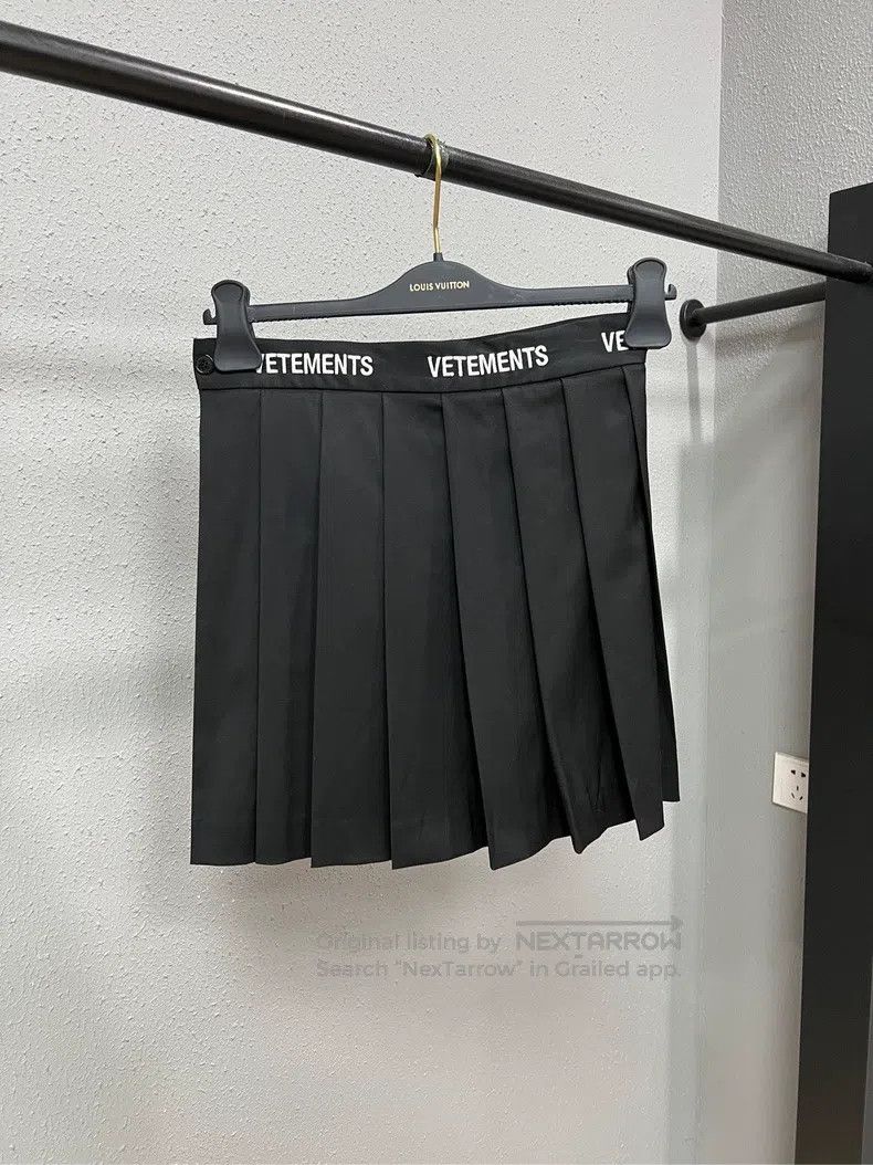Vetements Vetements size S Slogan Pleated Skirt Size 23" - 1 Thumbnail