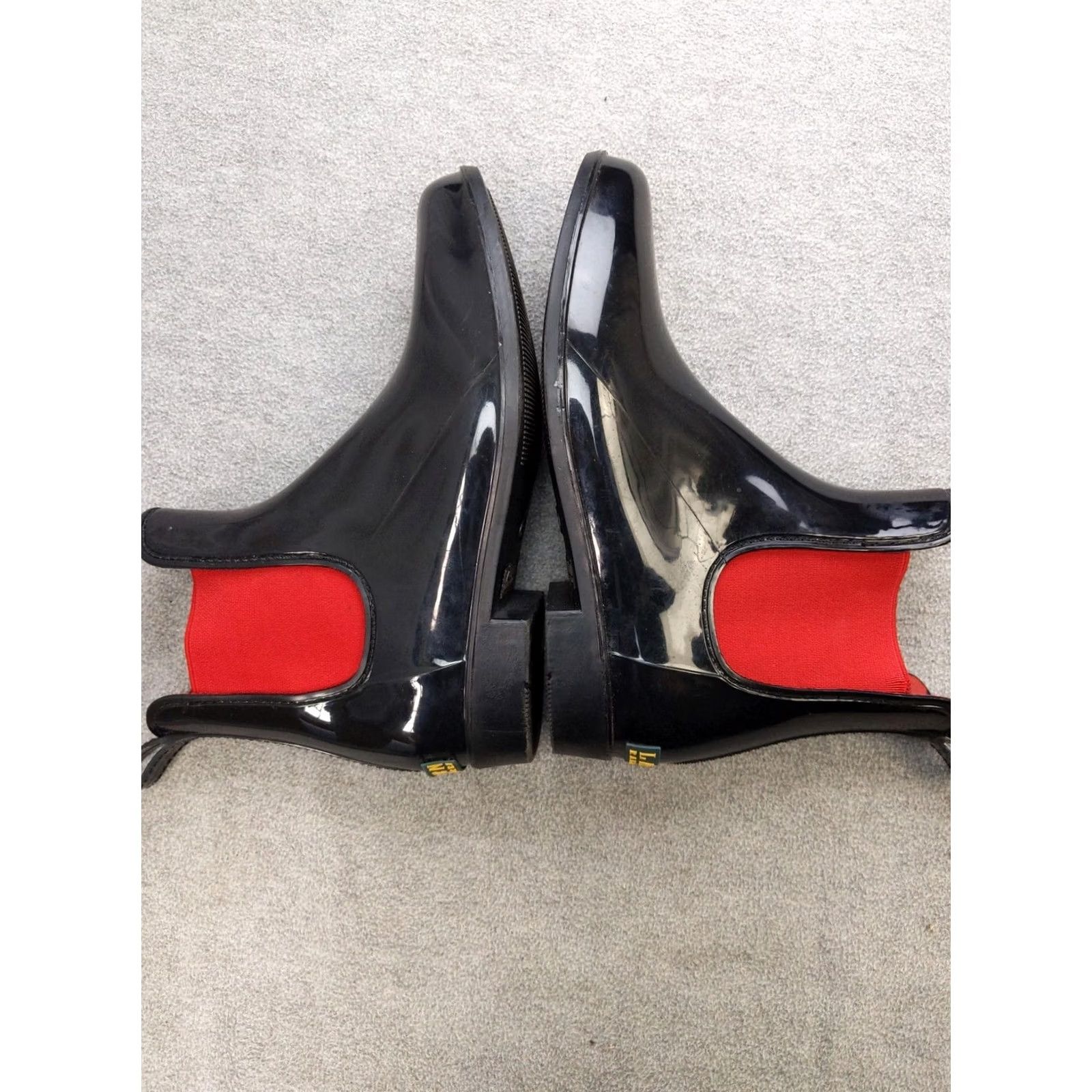 Ralph Lauren Lauren Ralph Lauren Rain Boots Womens 8 Black Rubber Ankle Pull On Waterproof Heel Flat Chelsea Style Size US 8 / IT 38 - 6 Thumbnail